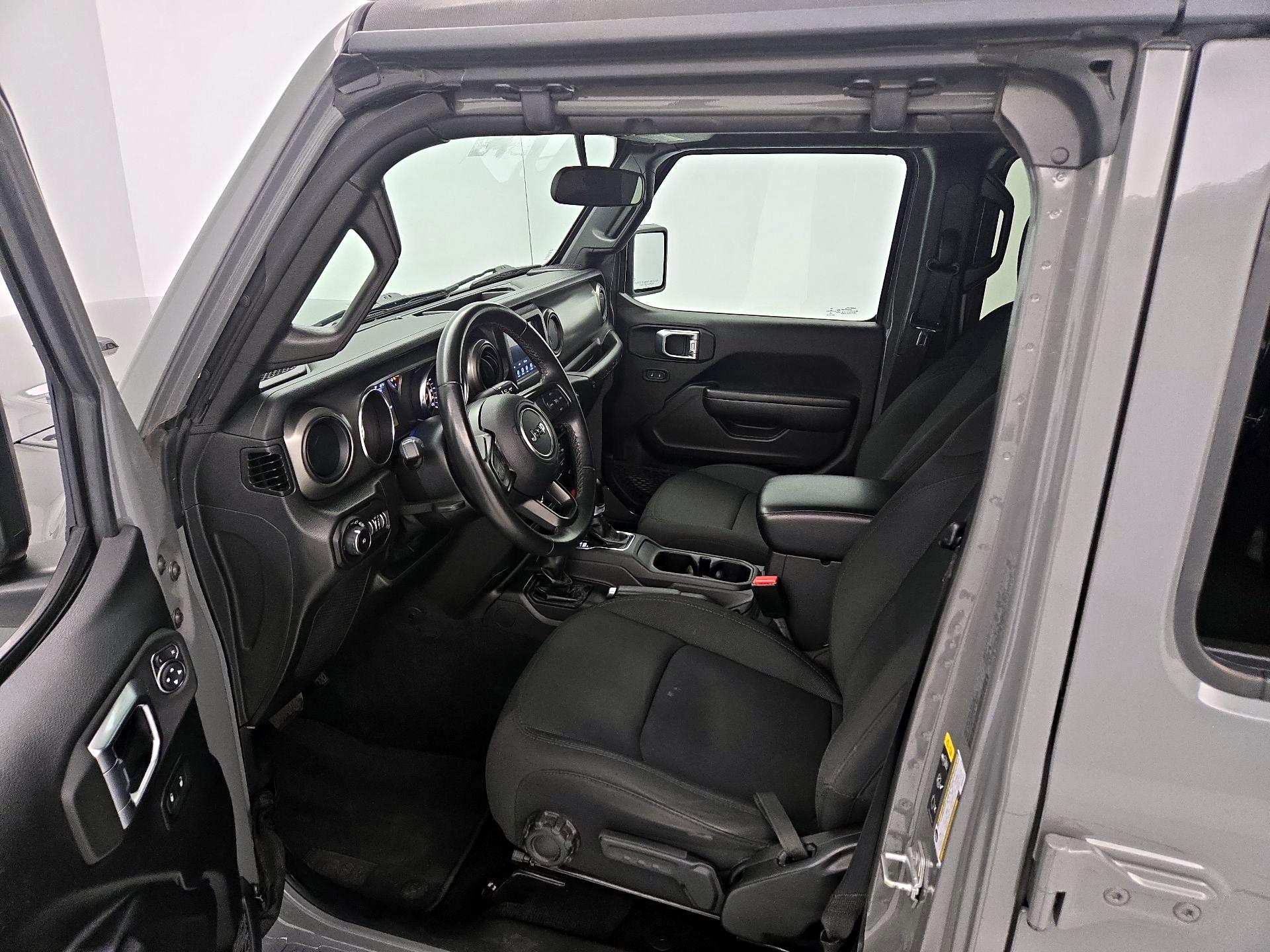 Thumbnail: 2022 Jeep Wrangler - 11