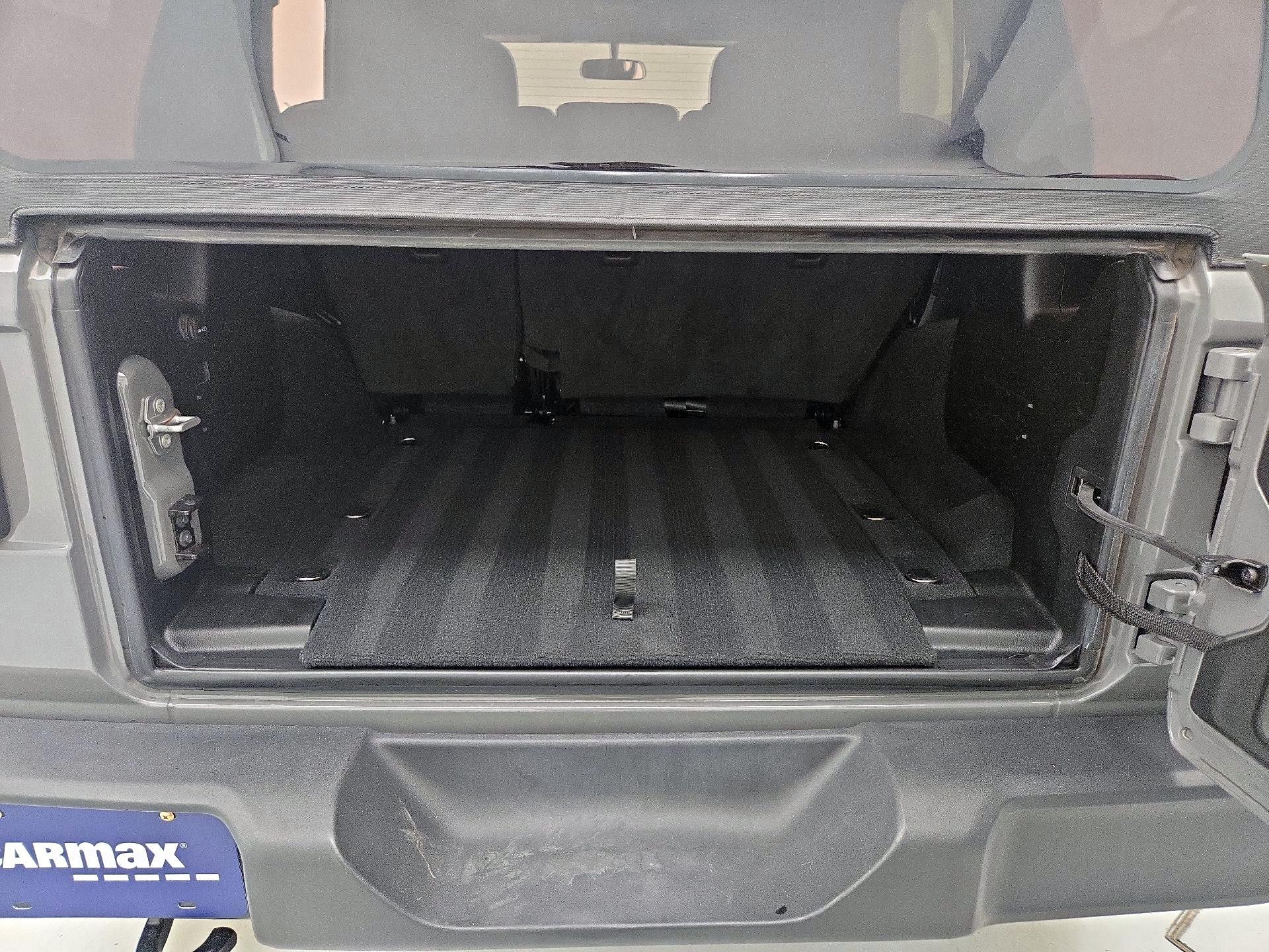 Thumbnail: 2022 Jeep Wrangler - 20