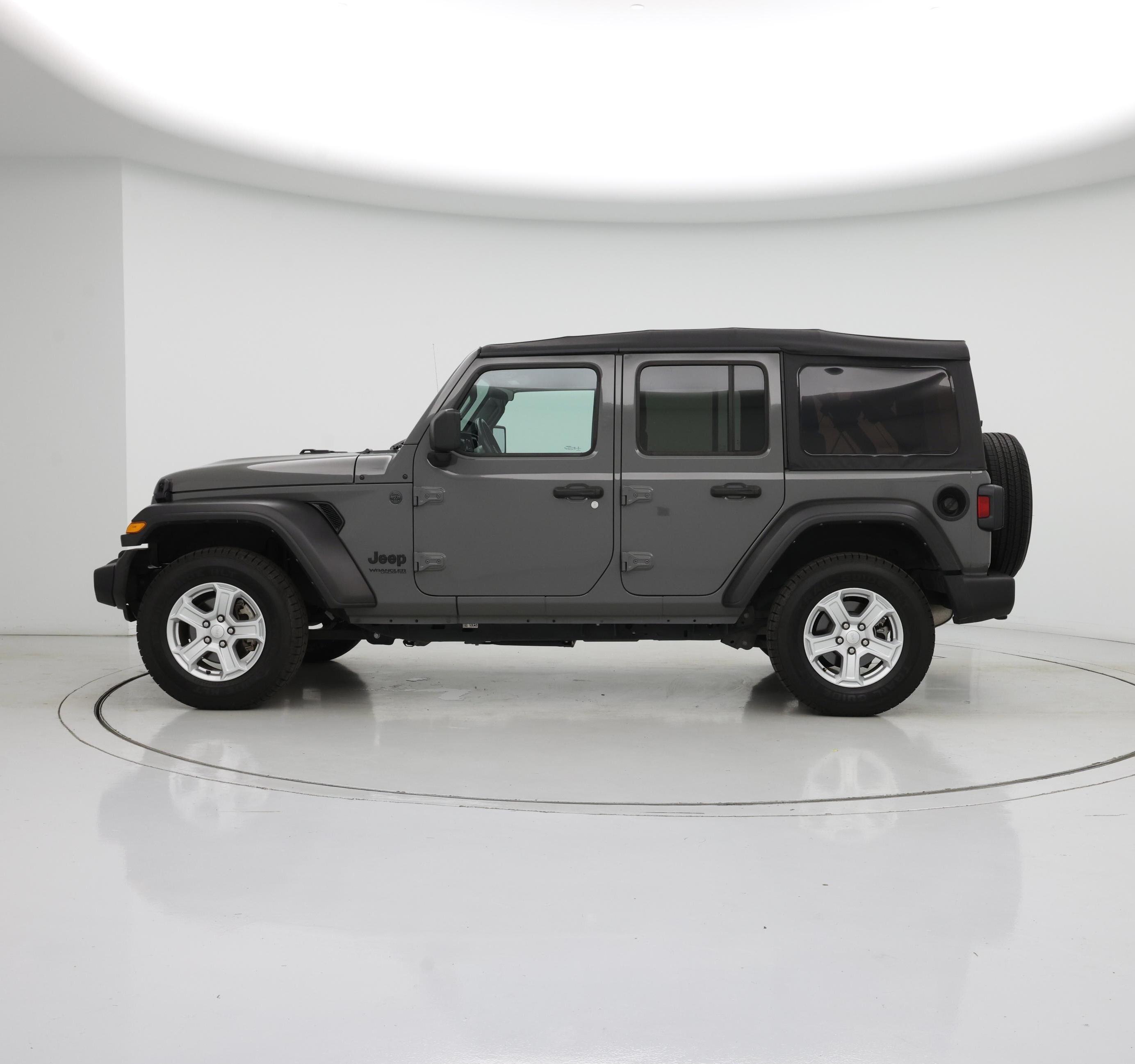 Thumbnail: 2022 Jeep Wrangler - 3