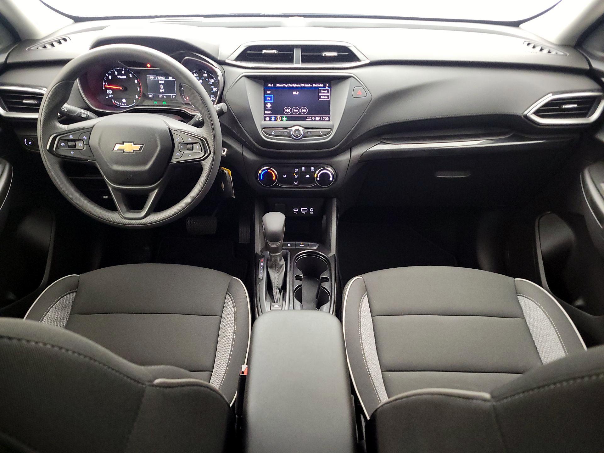 Thumbnail: 2023 Chevrolet TrailBlazer - 9