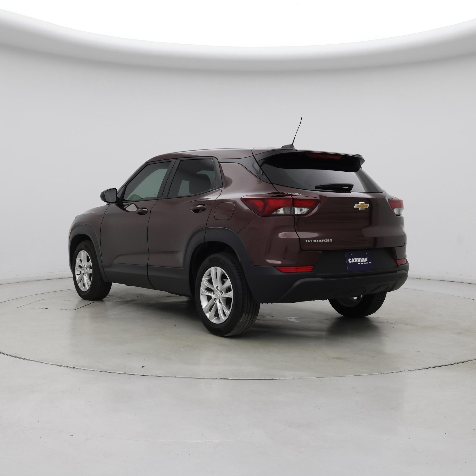 Thumbnail: 2023 Chevrolet TrailBlazer - 2