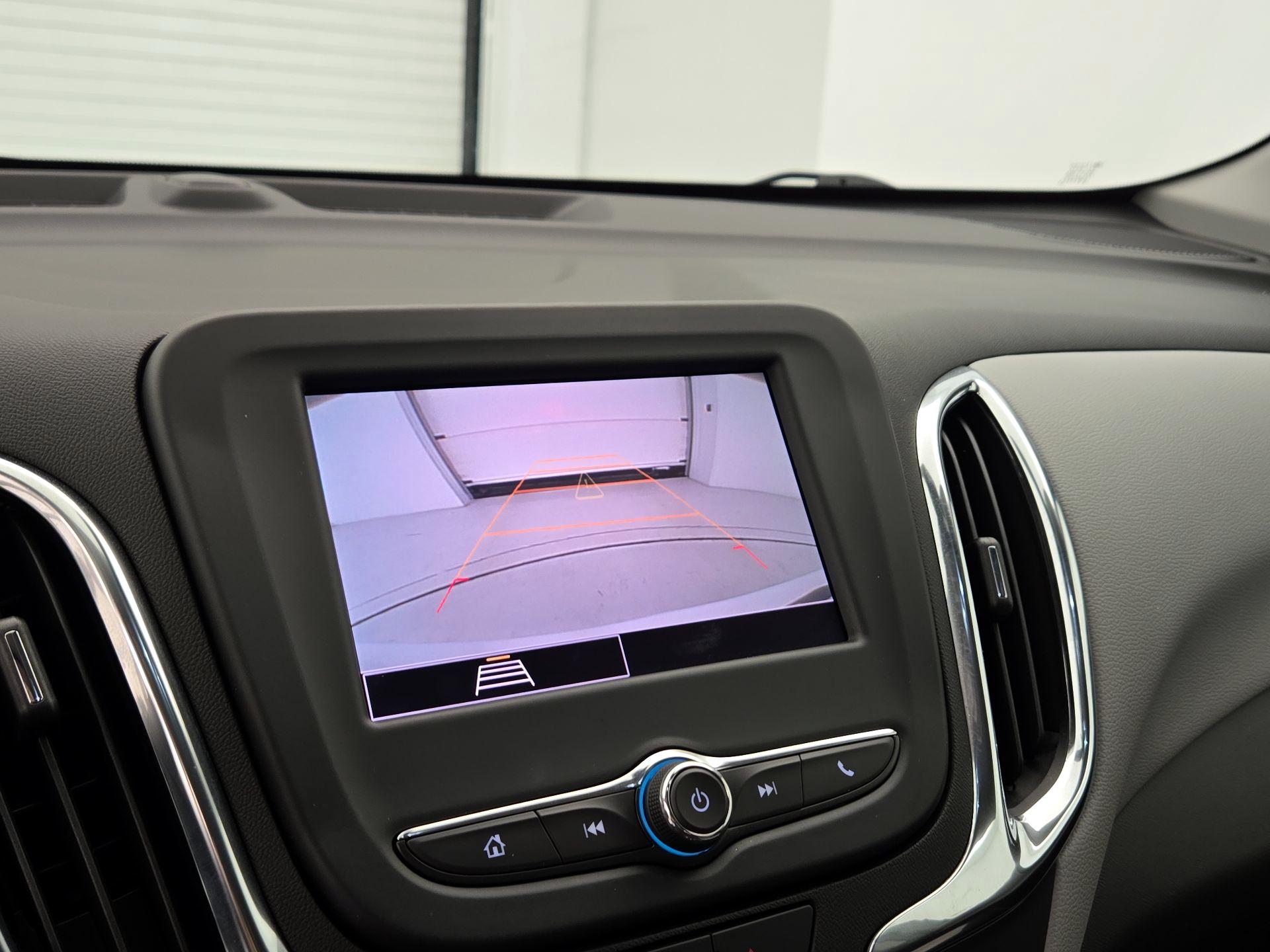 Thumbnail: 2023 Chevrolet Equinox - 14