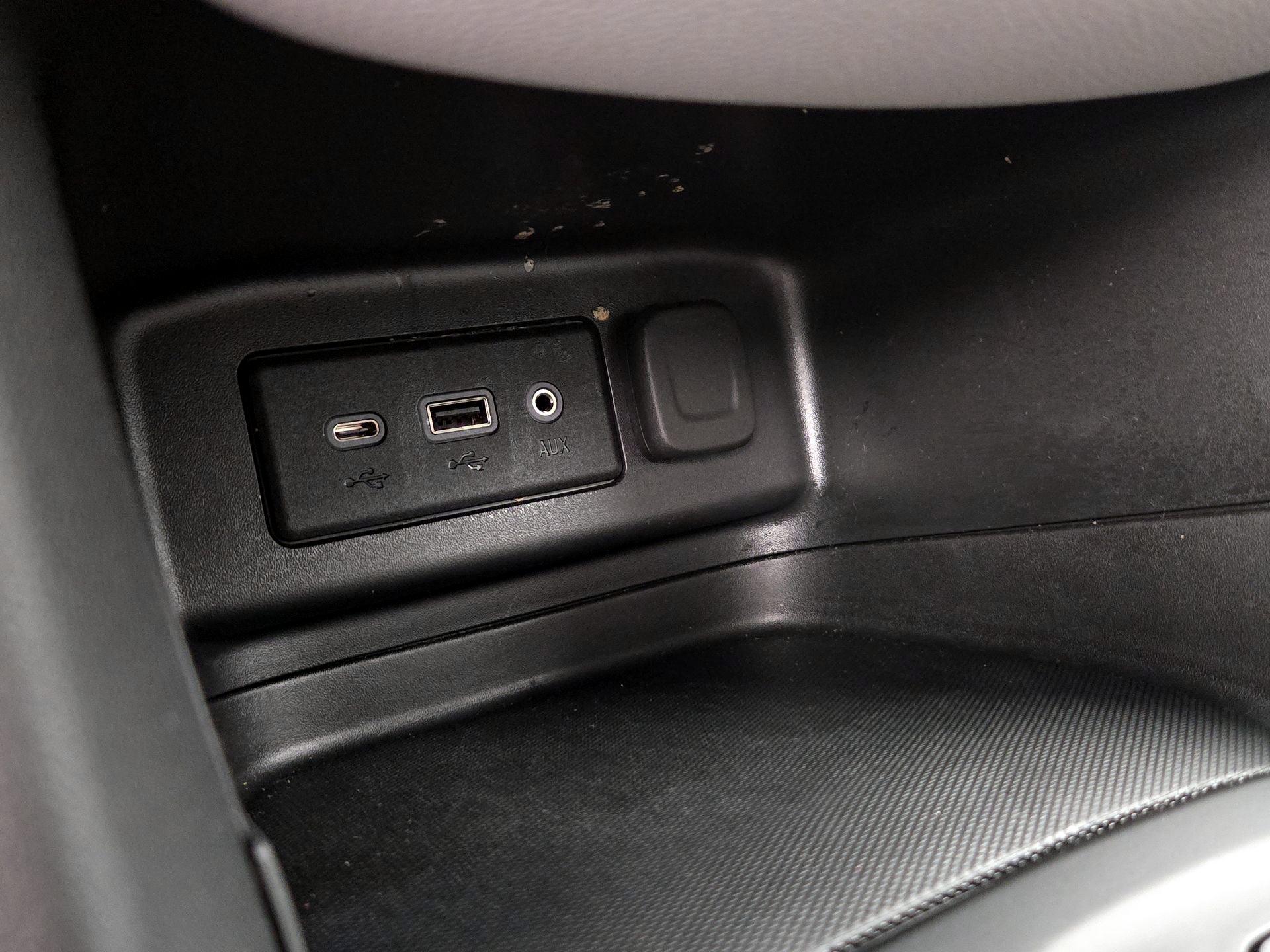 Thumbnail: 2023 Chevrolet Equinox - 18