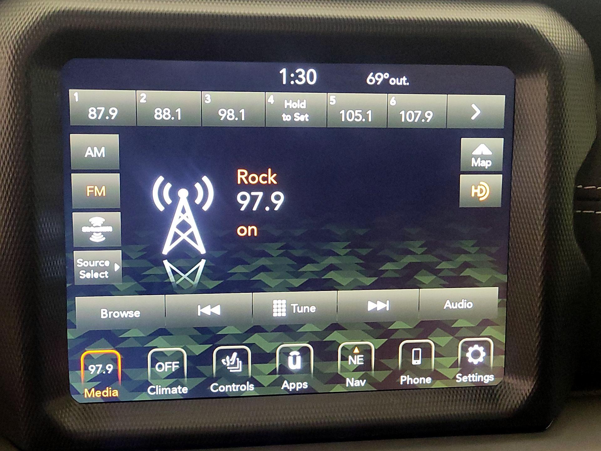 Thumbnail: 2023 Jeep Wrangler - 16