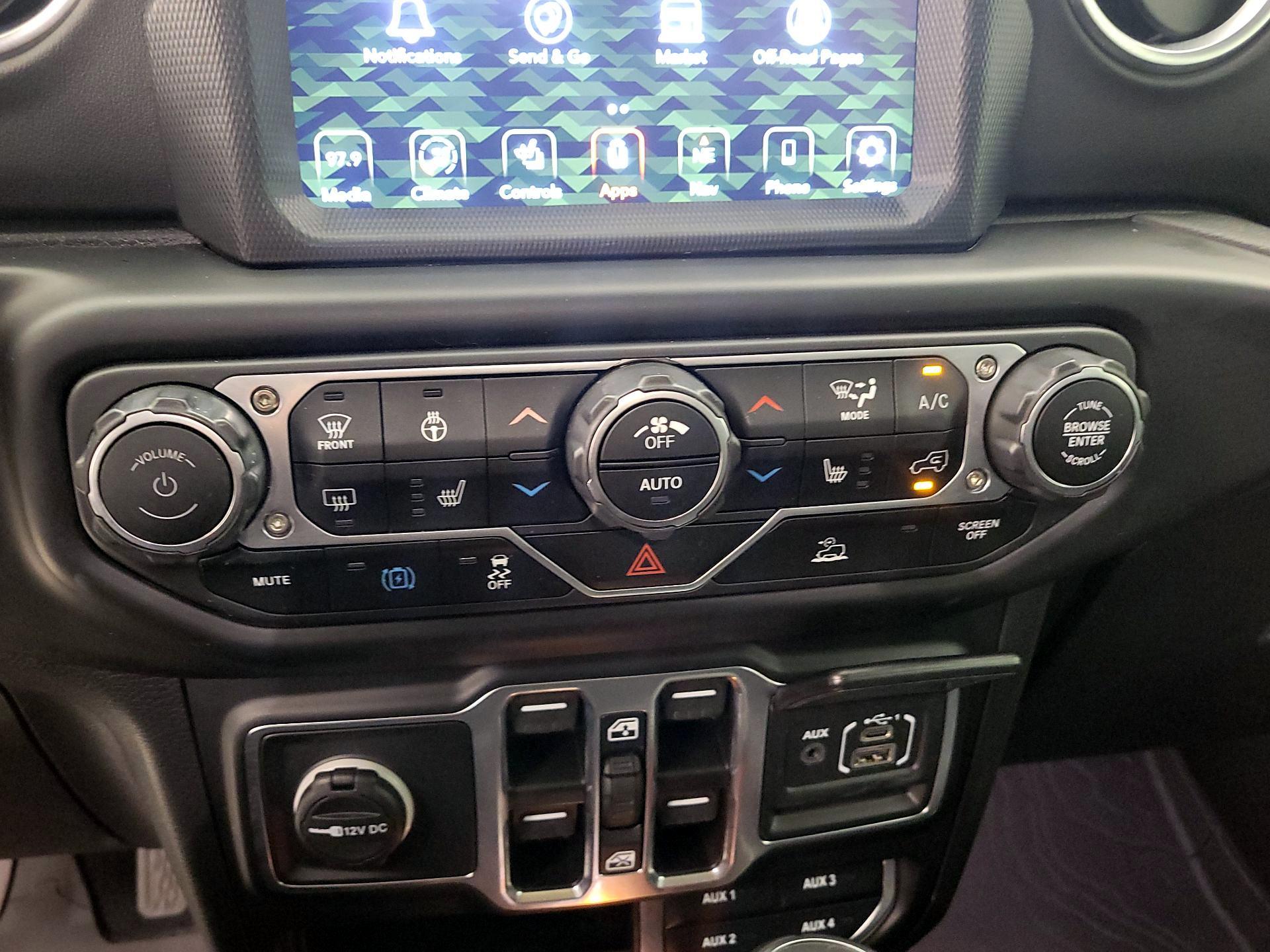 Thumbnail: 2023 Jeep Wrangler - 17