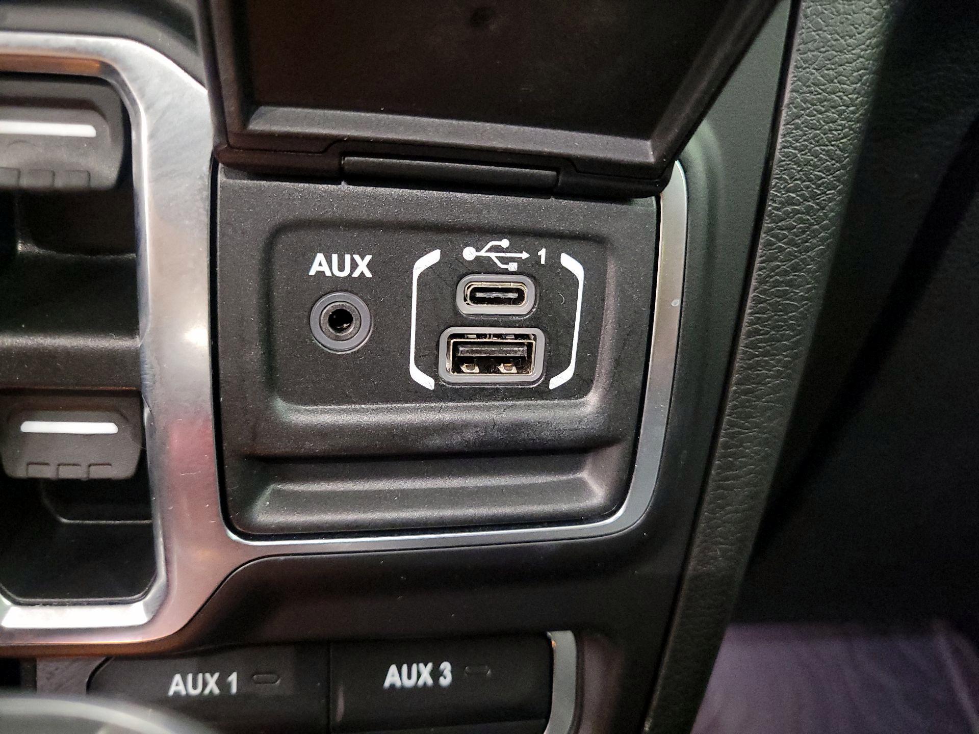 Thumbnail: 2023 Jeep Wrangler - 19