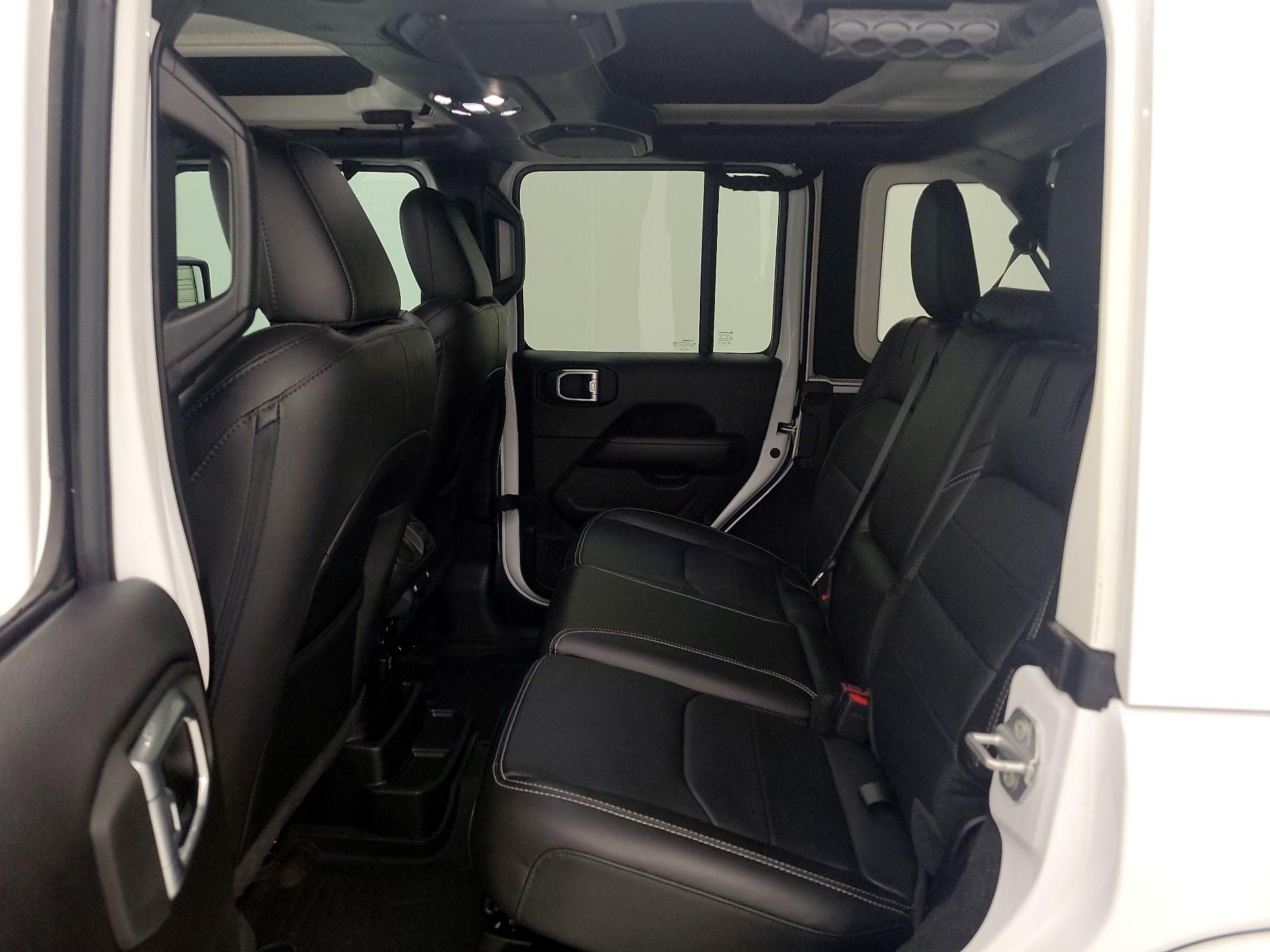 Thumbnail: 2023 Jeep Wrangler - 20