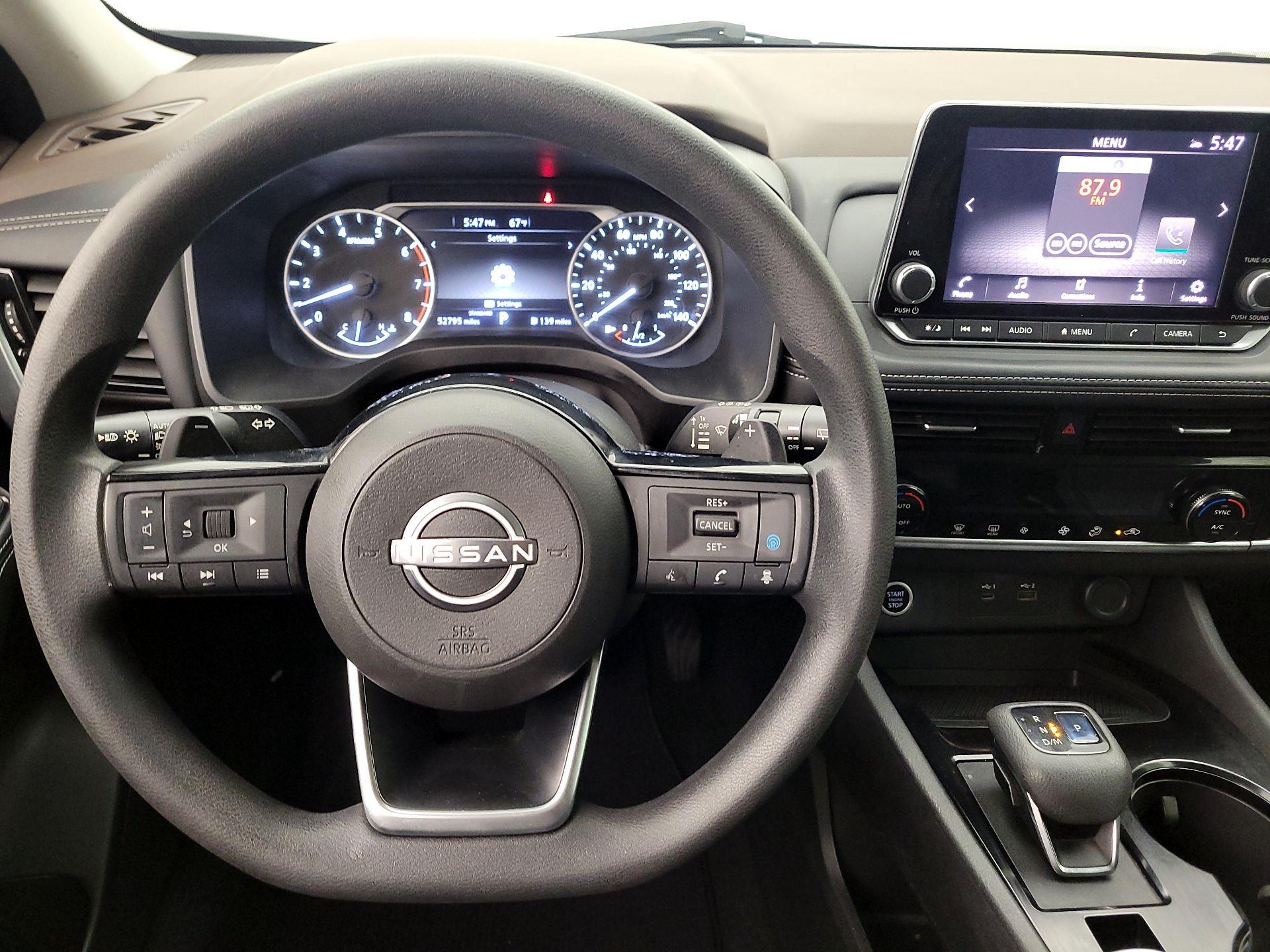 Thumbnail: 2022 Nissan Rogue - 10