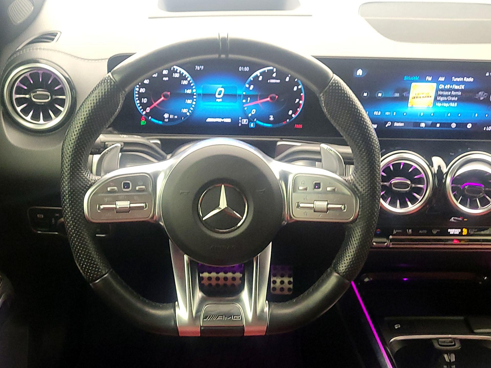 Thumbnail: 2022 Mercedes-Benz GLB - 10