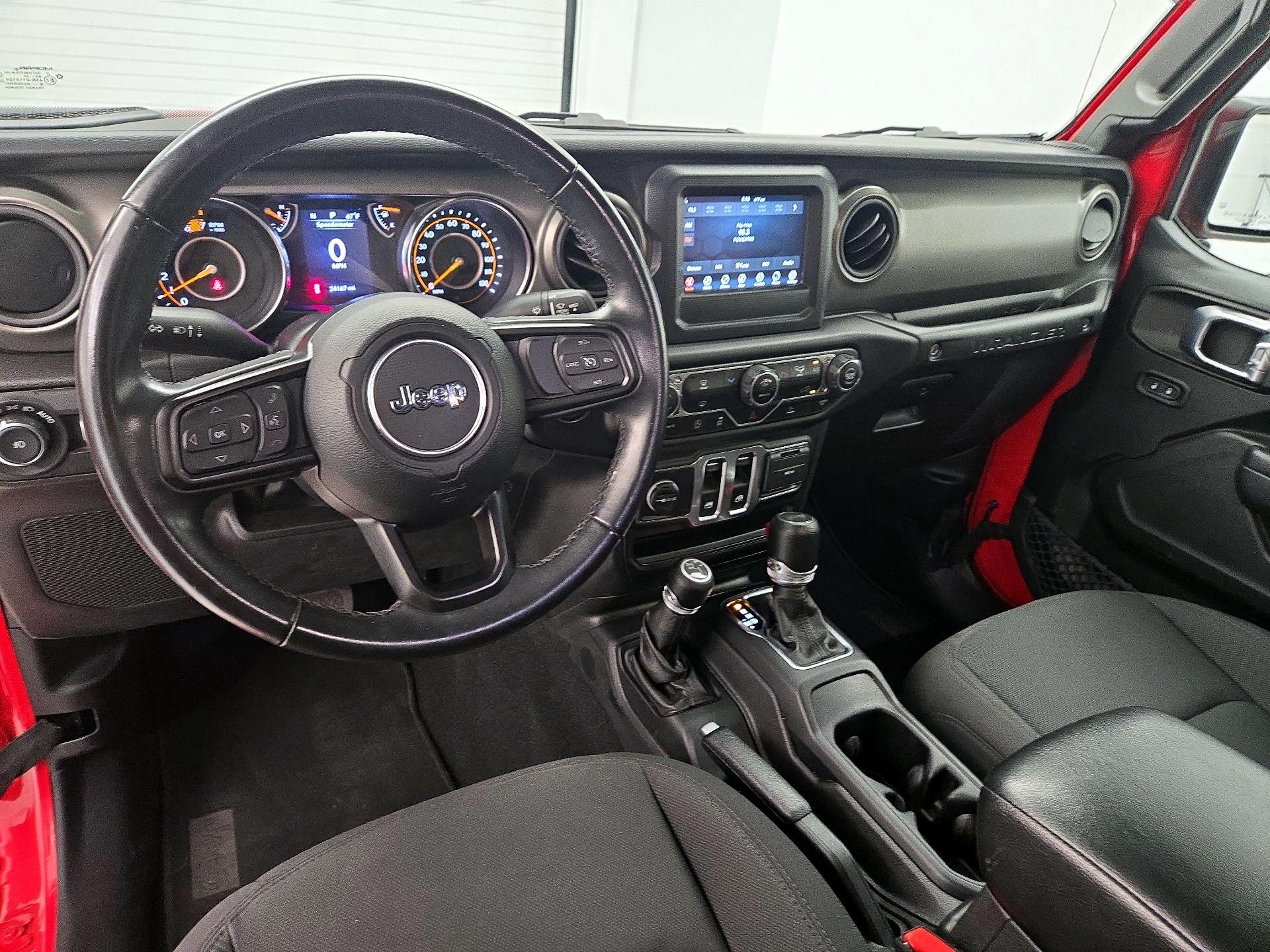 Thumbnail: 2022 Jeep Wrangler - 9