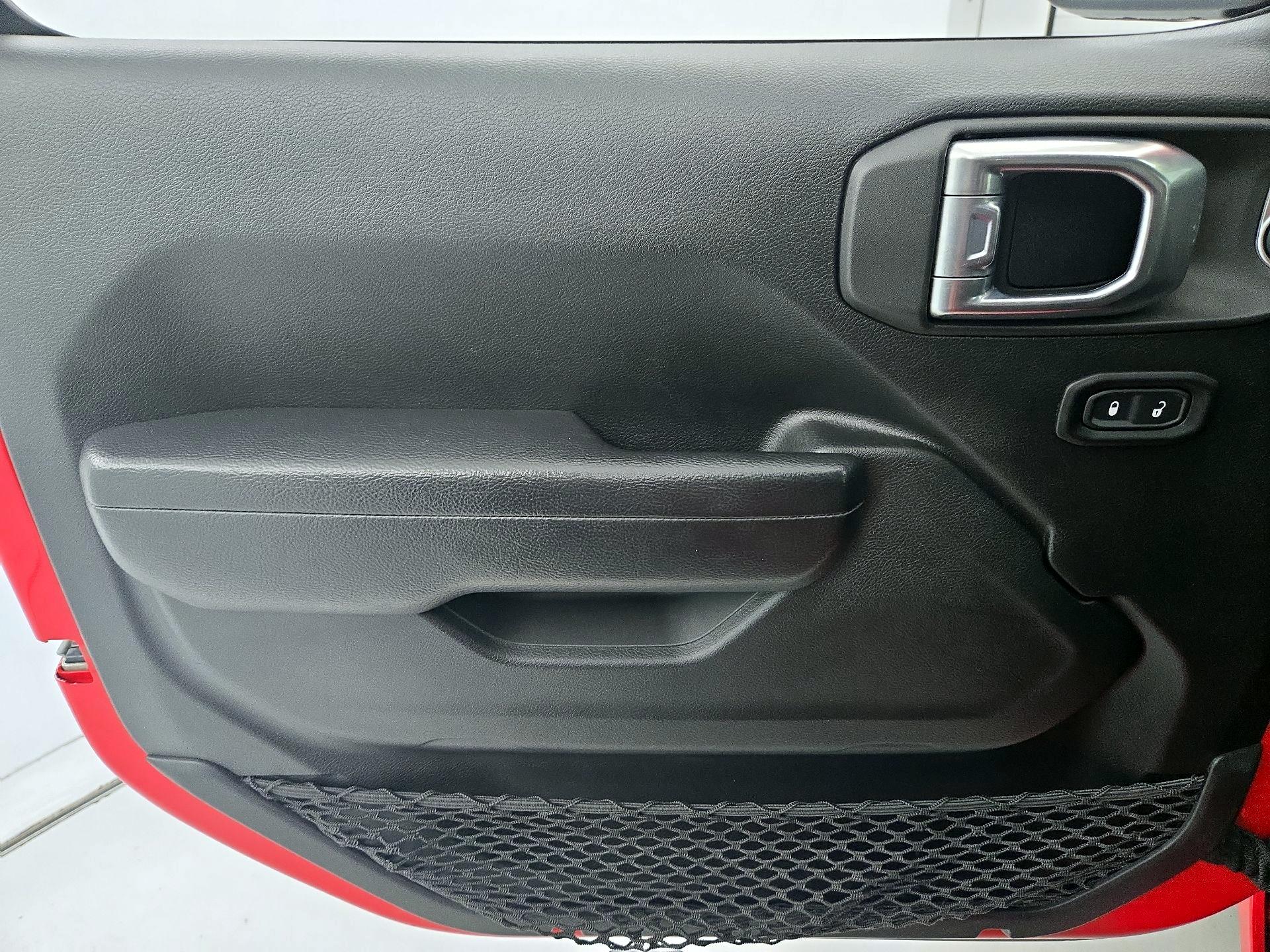 Thumbnail: 2022 Jeep Wrangler - 12