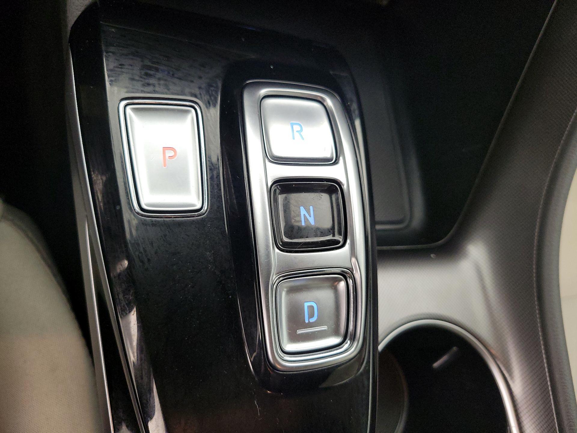 Thumbnail: 2023 Hyundai Sonata - 17