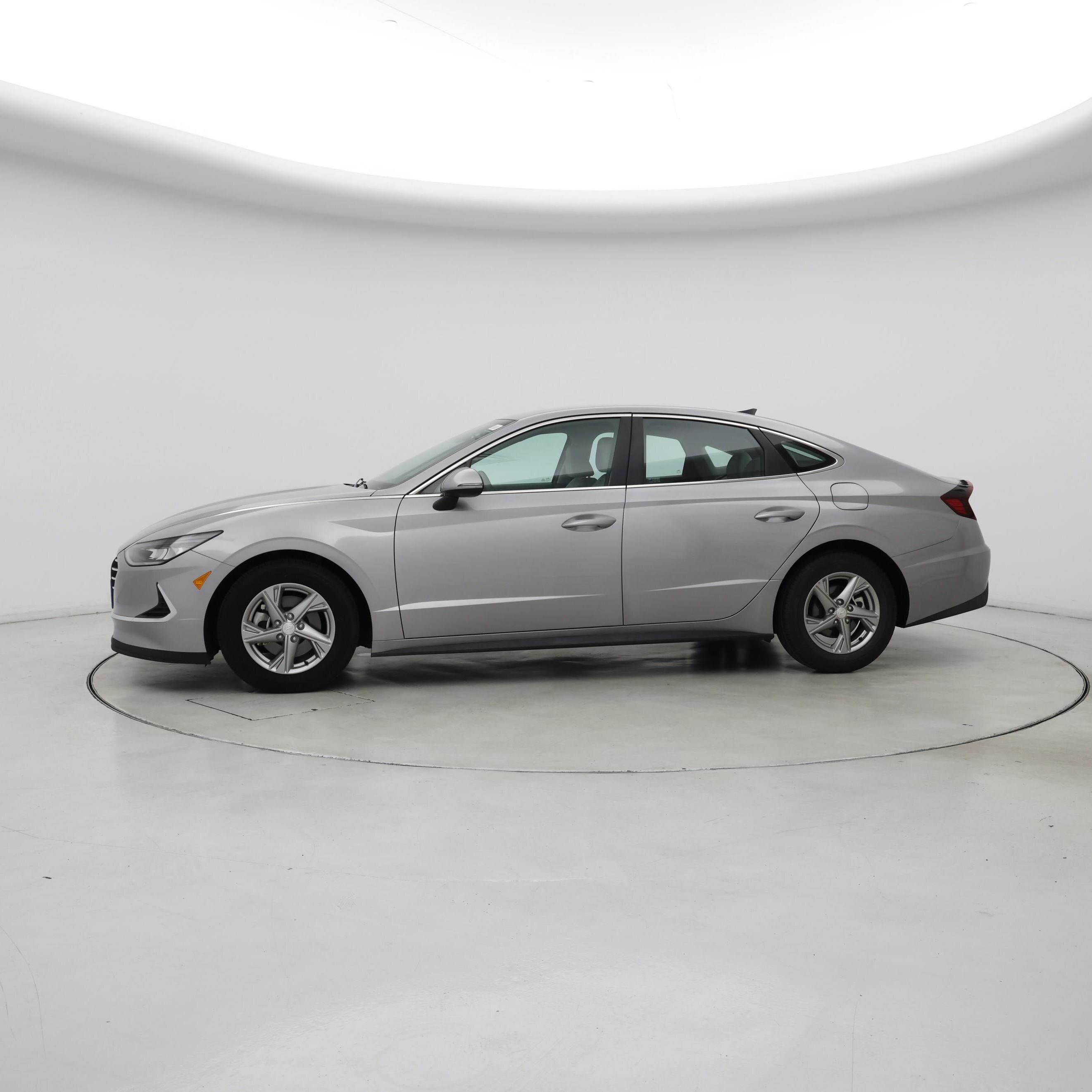 Thumbnail: 2023 Hyundai Sonata - 3