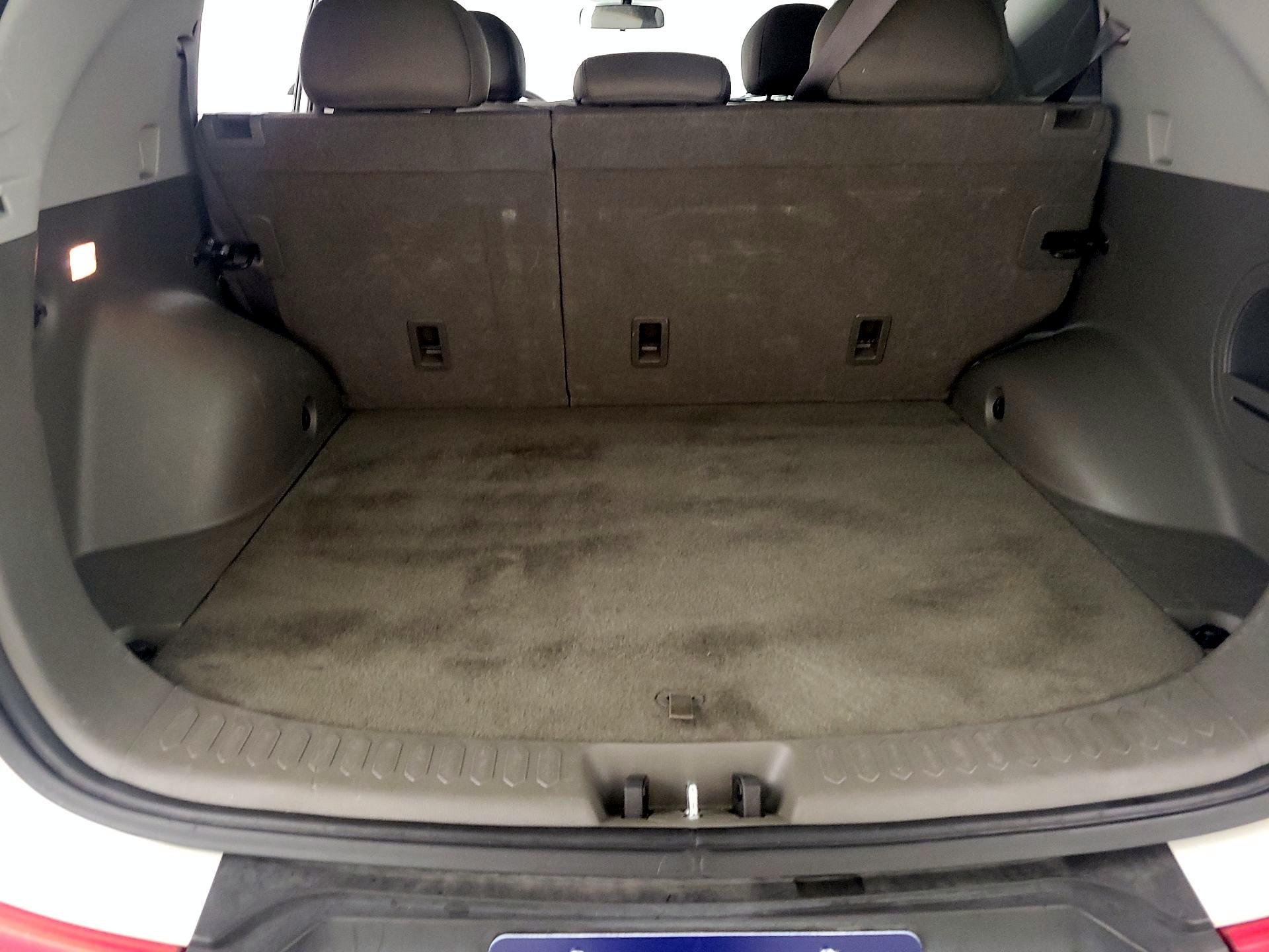 Thumbnail: 2015 Kia Sportage - 19