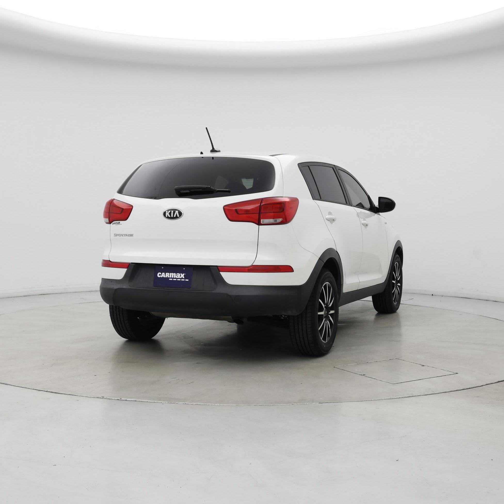 Thumbnail: 2015 Kia Sportage - 8