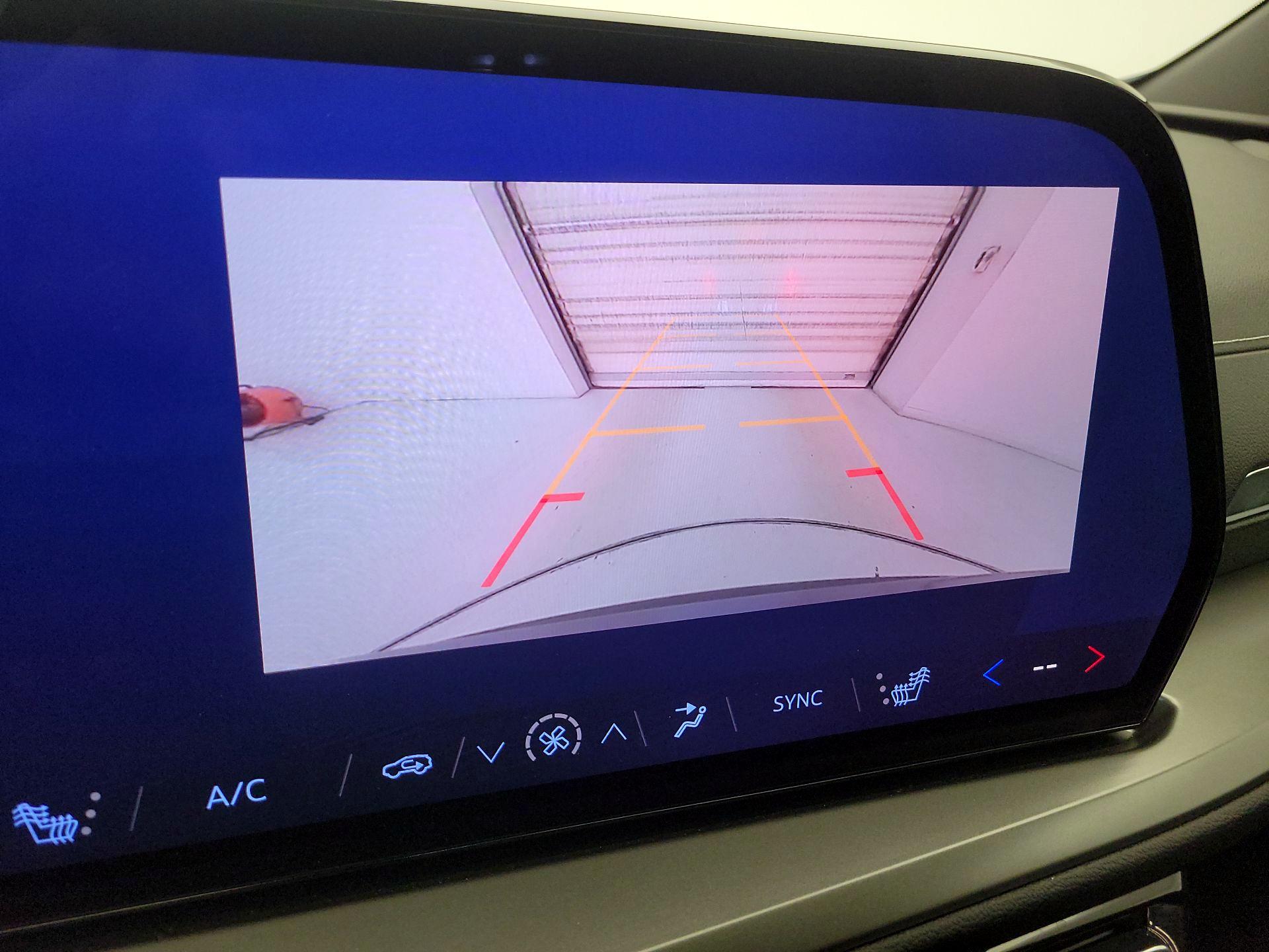 Thumbnail: 2025 Chevrolet Traverse - 15