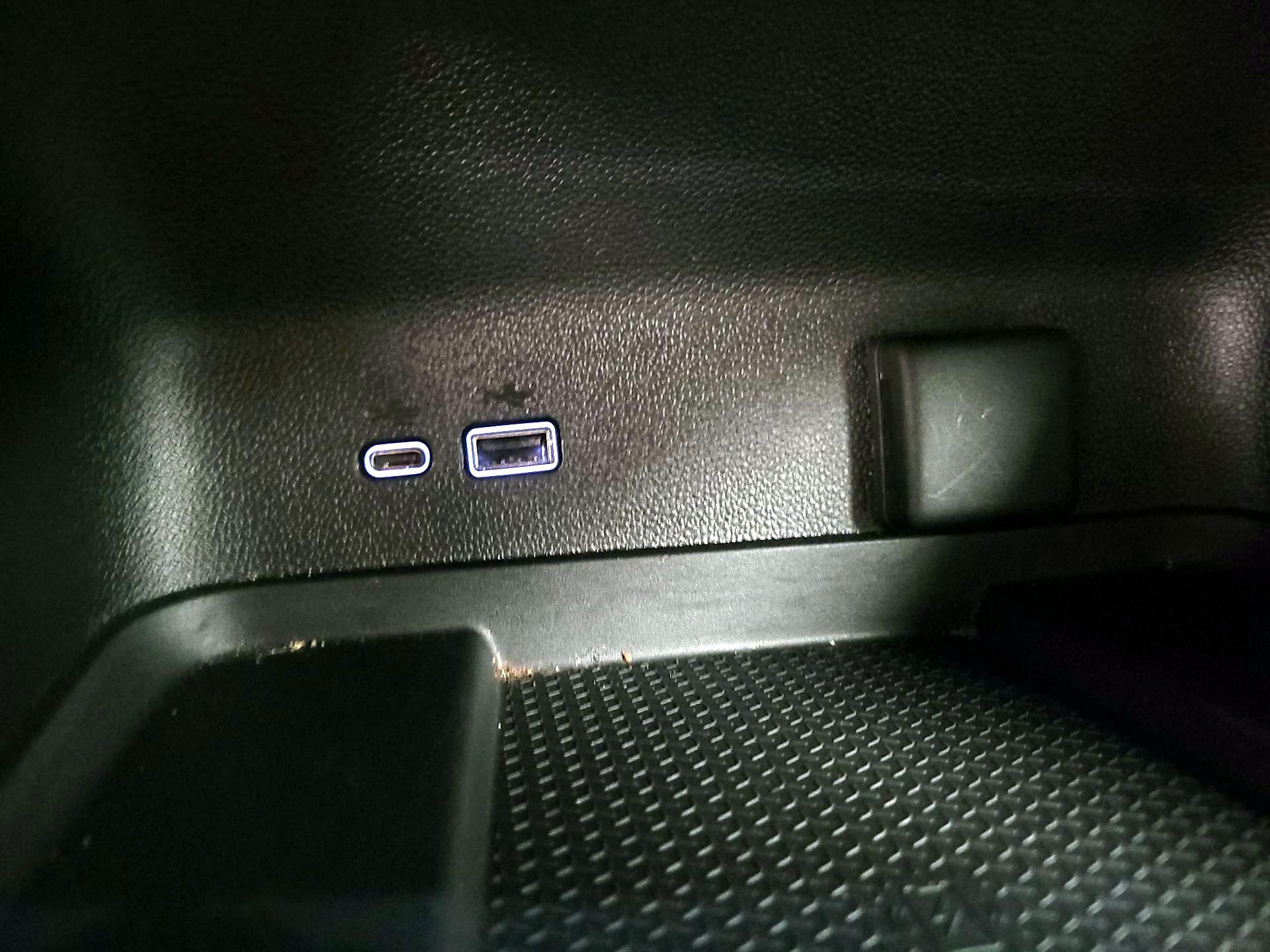 Thumbnail: 2025 Chevrolet Traverse - 19