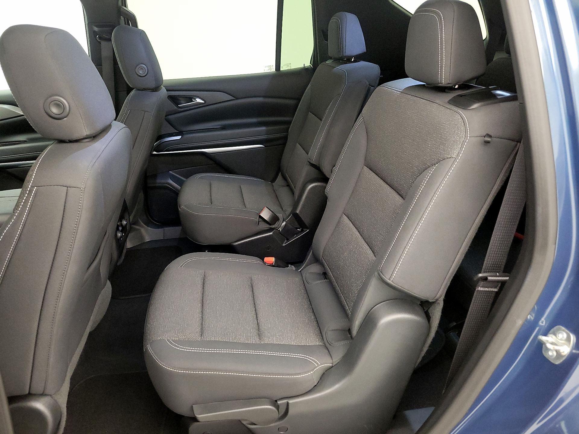 Thumbnail: 2025 Chevrolet Traverse - 20