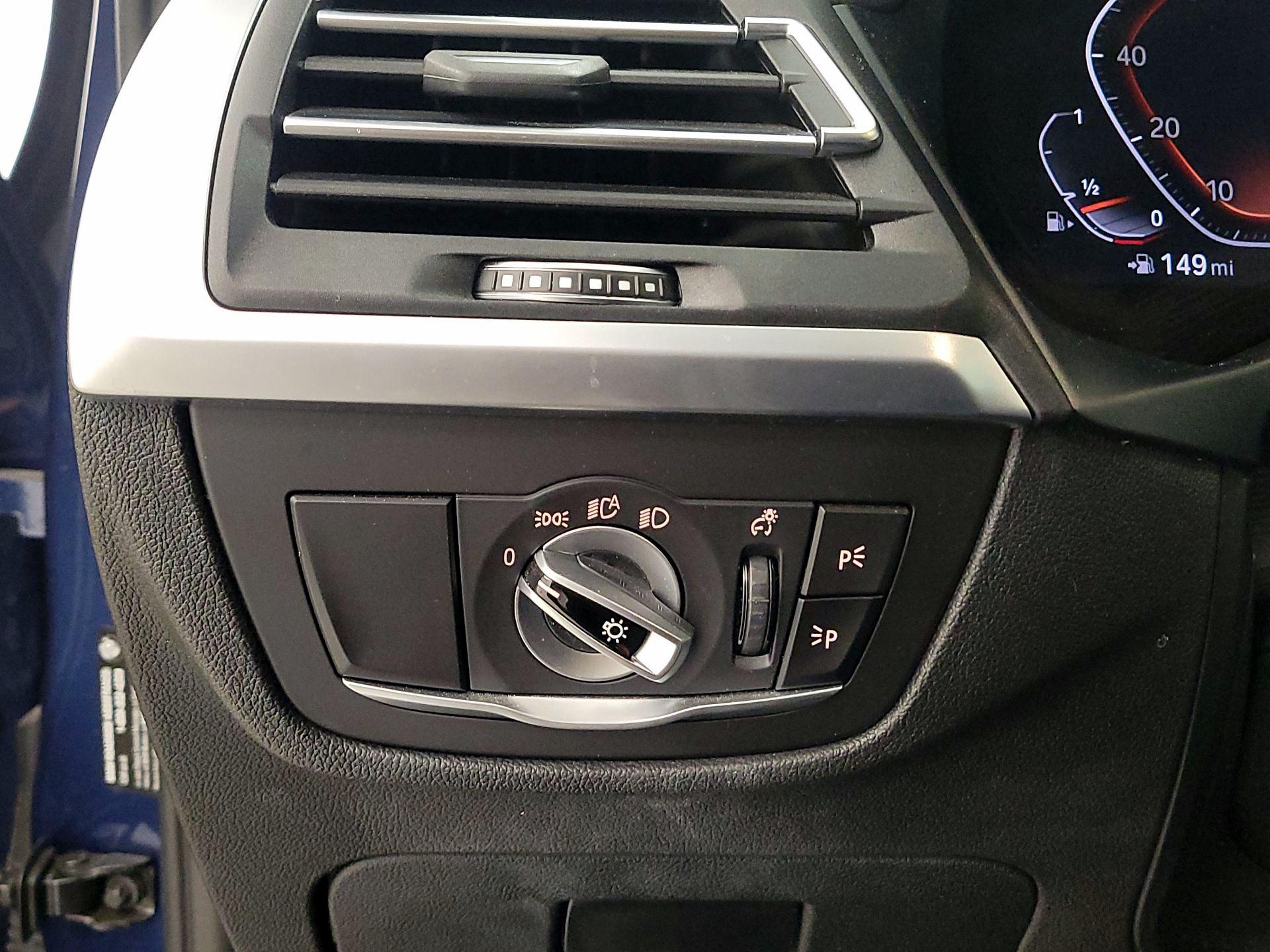 Thumbnail: 2023 BMW X4 - 13