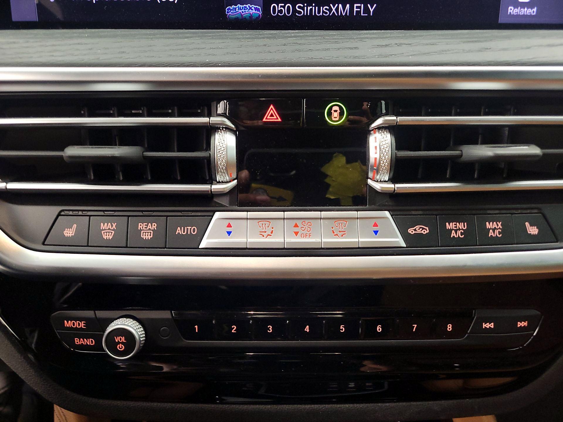 Thumbnail: 2023 BMW X4 - 17