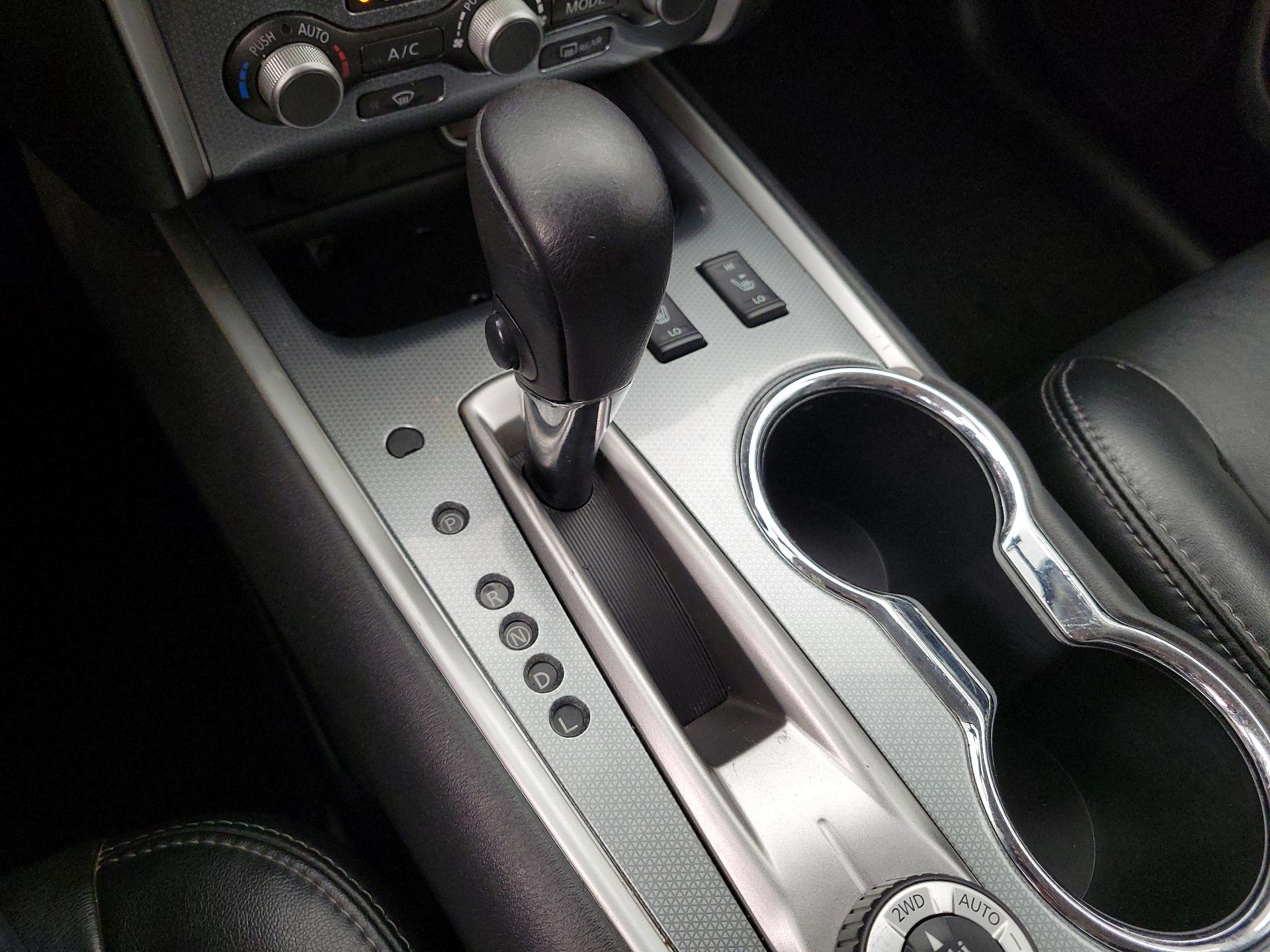 Thumbnail: 2017 Nissan Pathfinder - 18