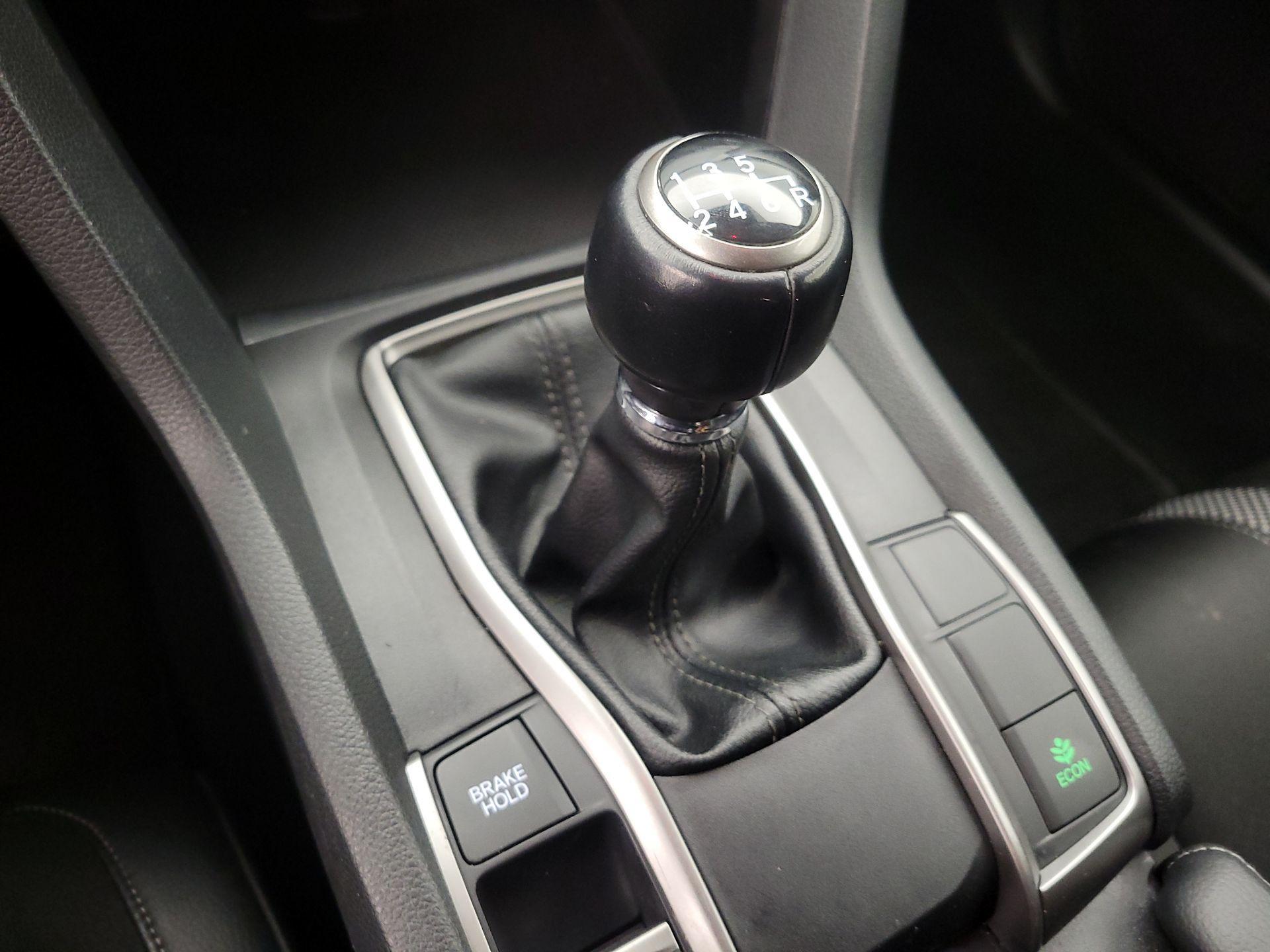 Thumbnail: 2021 Honda Civic - 17