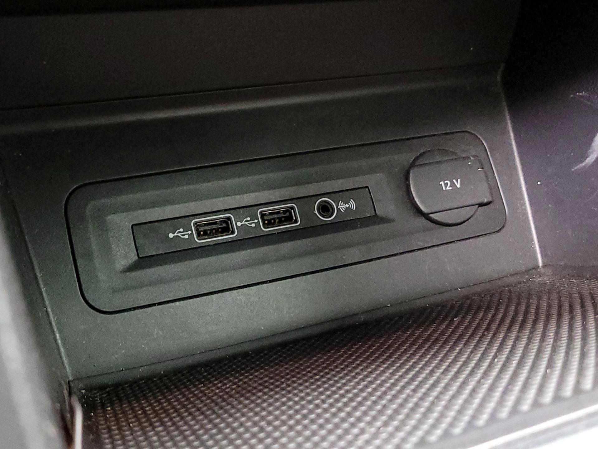 Thumbnail: 2020 Volkswagen Atlas - 18