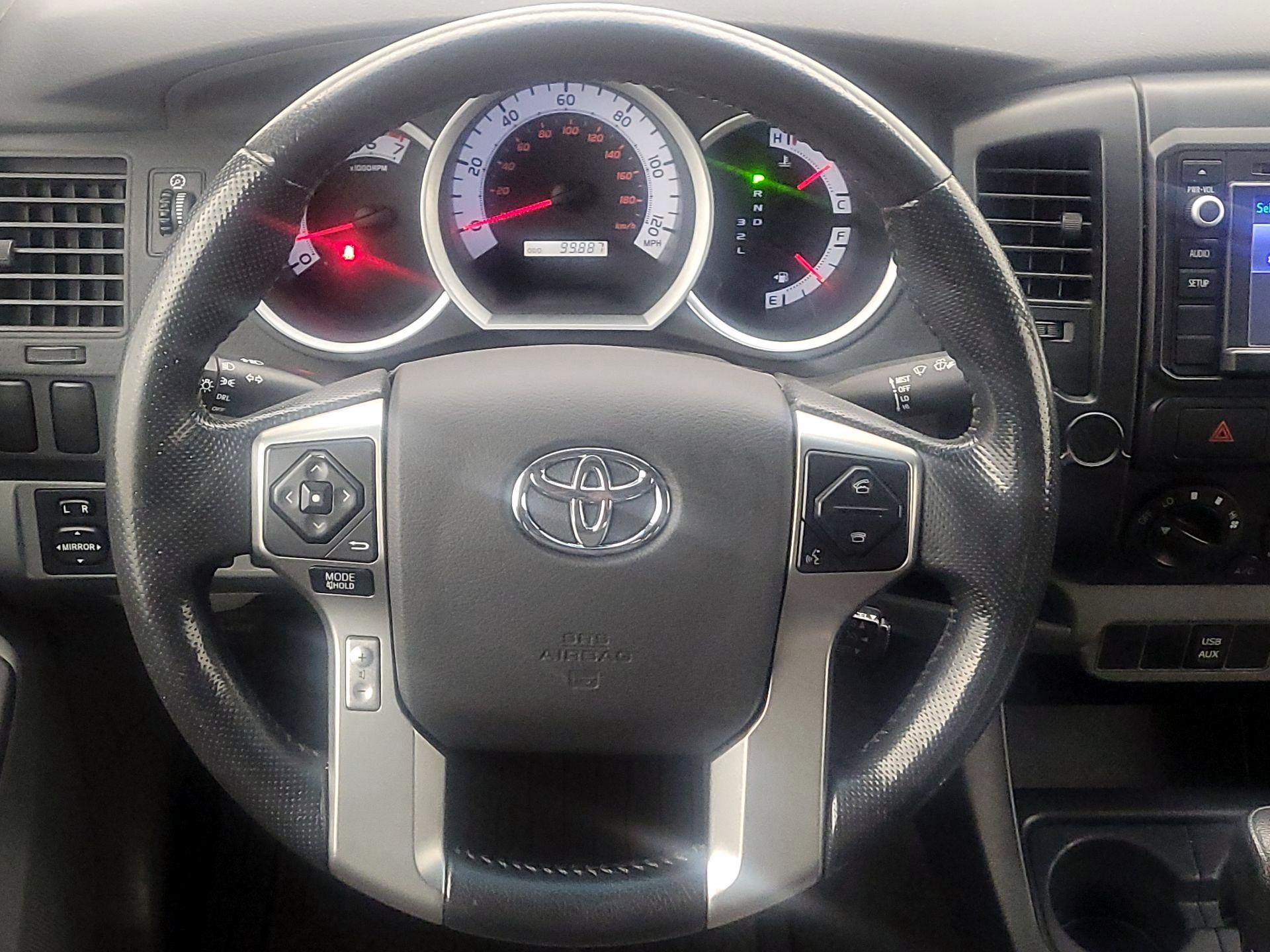 Thumbnail: 2015 Toyota Tacoma - 10