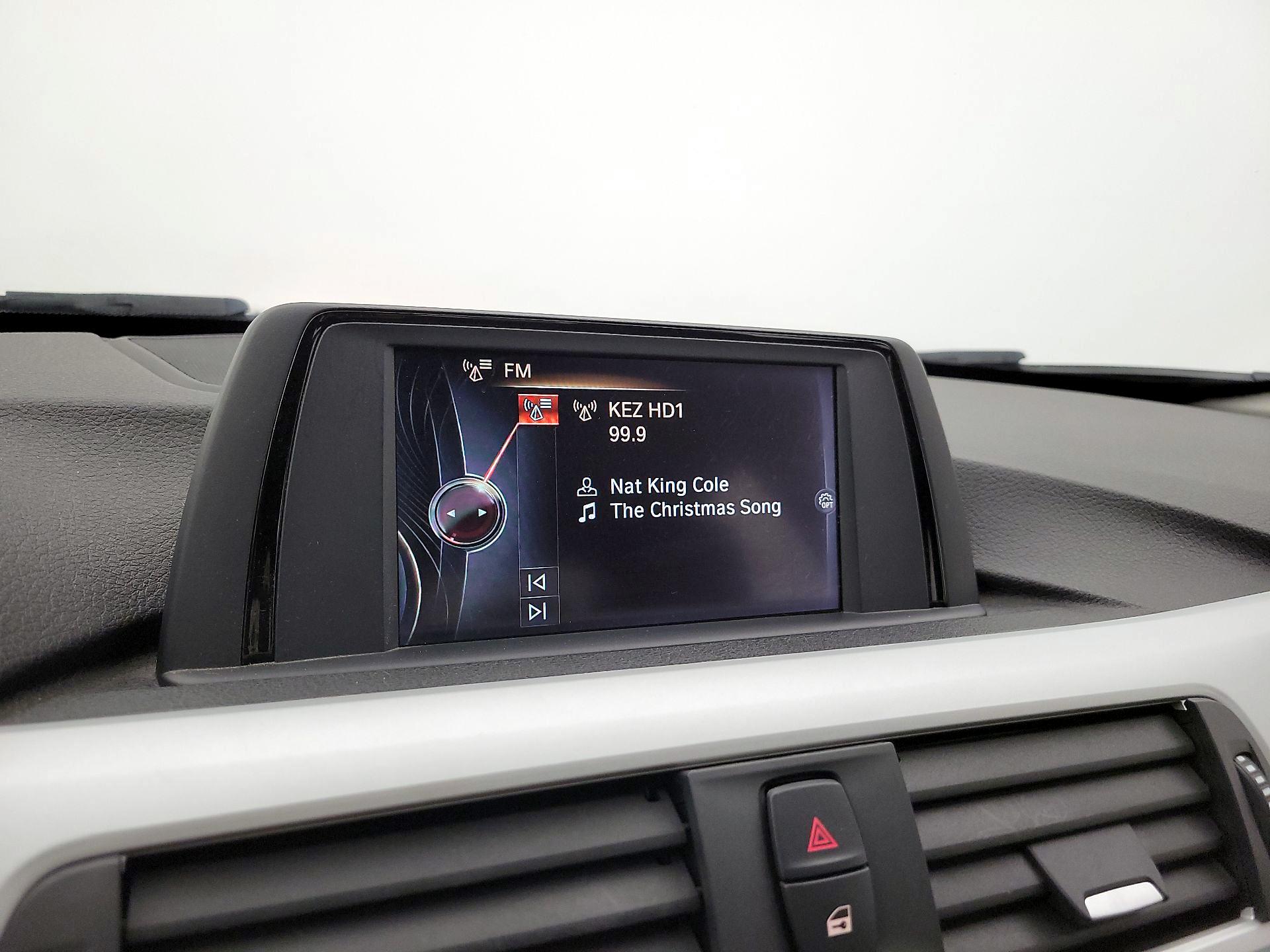 Thumbnail: 2016 BMW 3 Series - 14