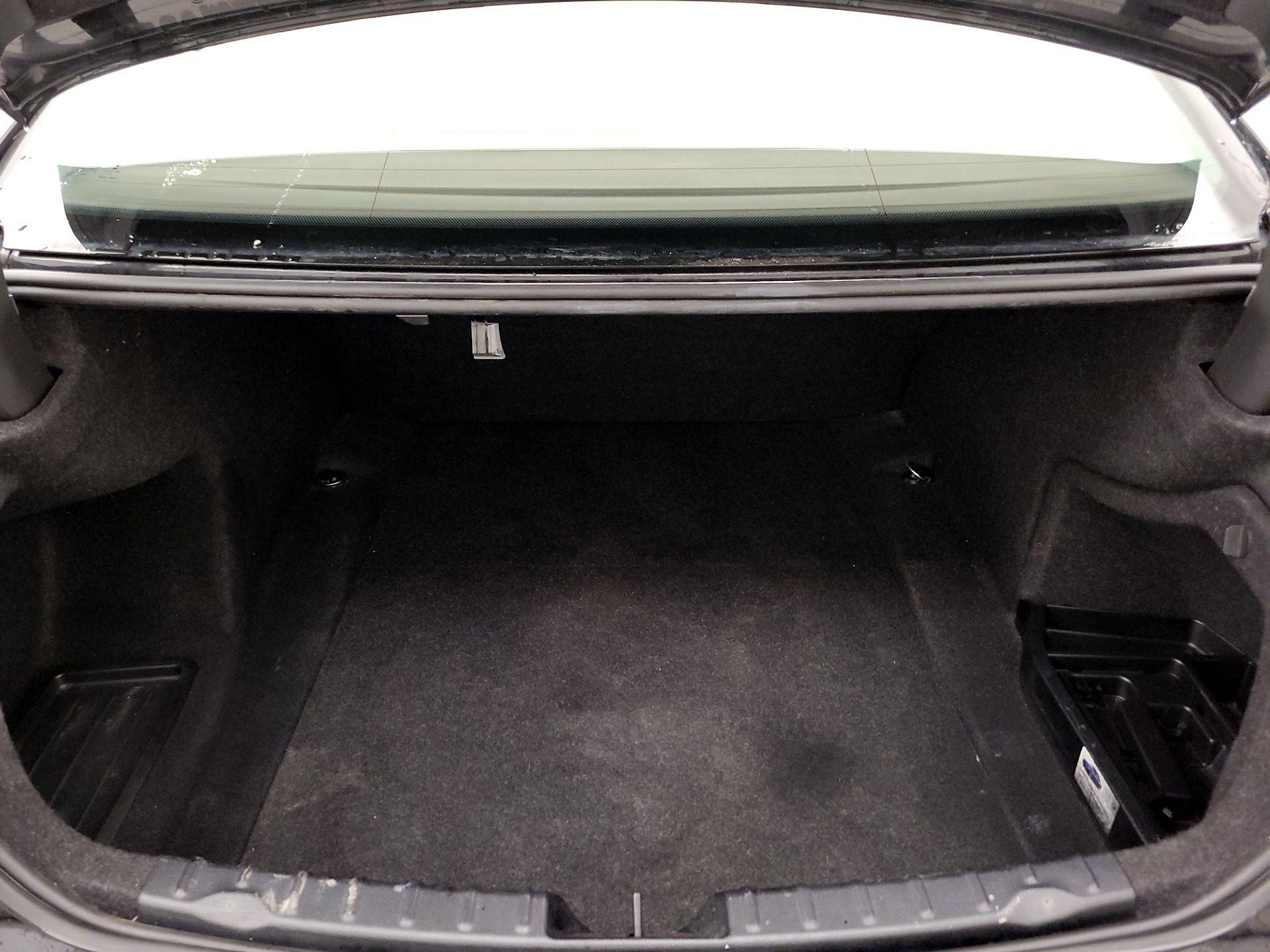 Thumbnail: 2016 BMW 3 Series - 18