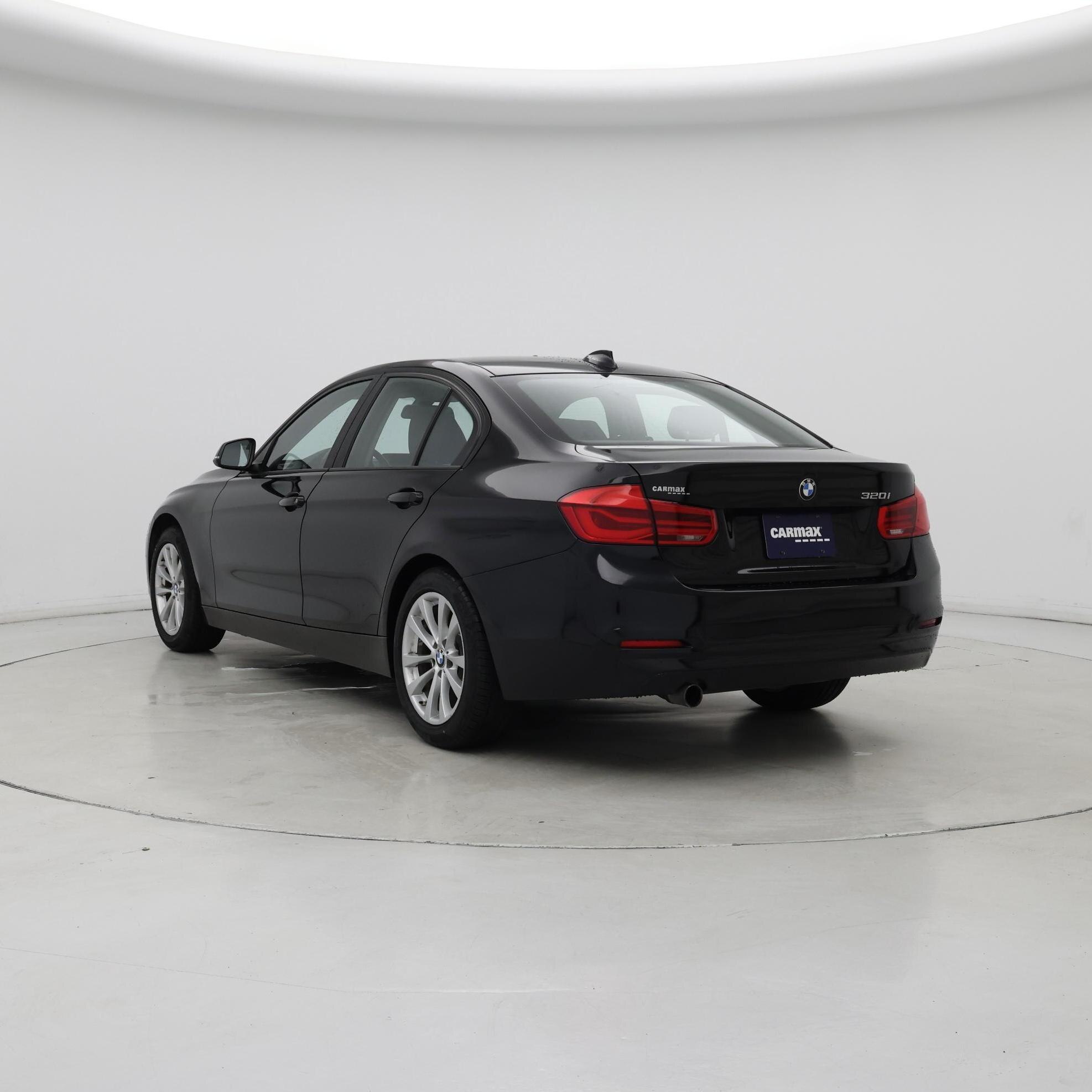 Thumbnail: 2016 BMW 3 Series - 2