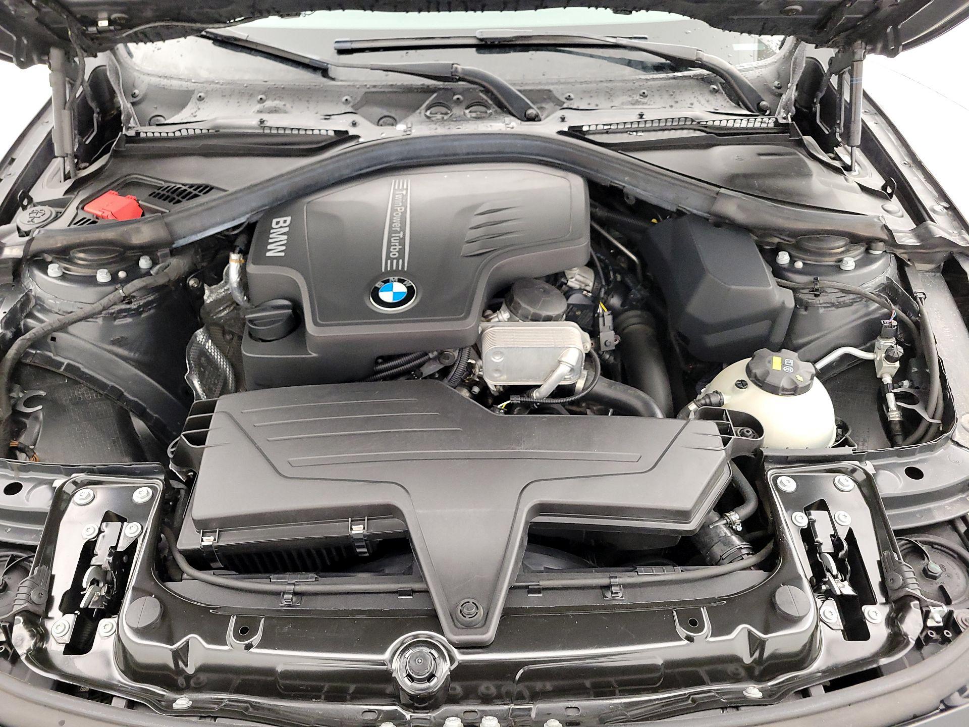 Thumbnail: 2016 BMW 3 Series - 19