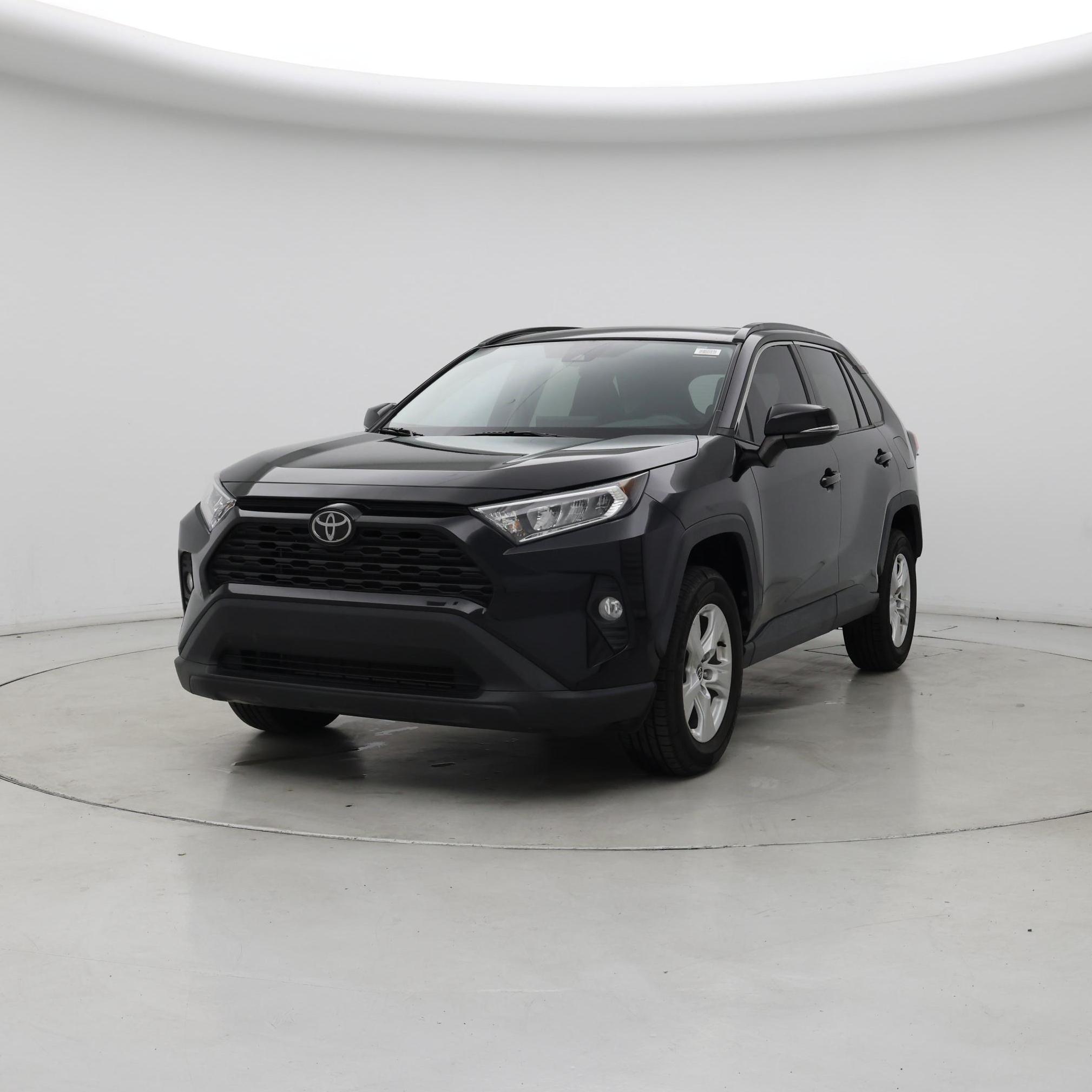 Thumbnail: 2021 Toyota RAV4 - 4