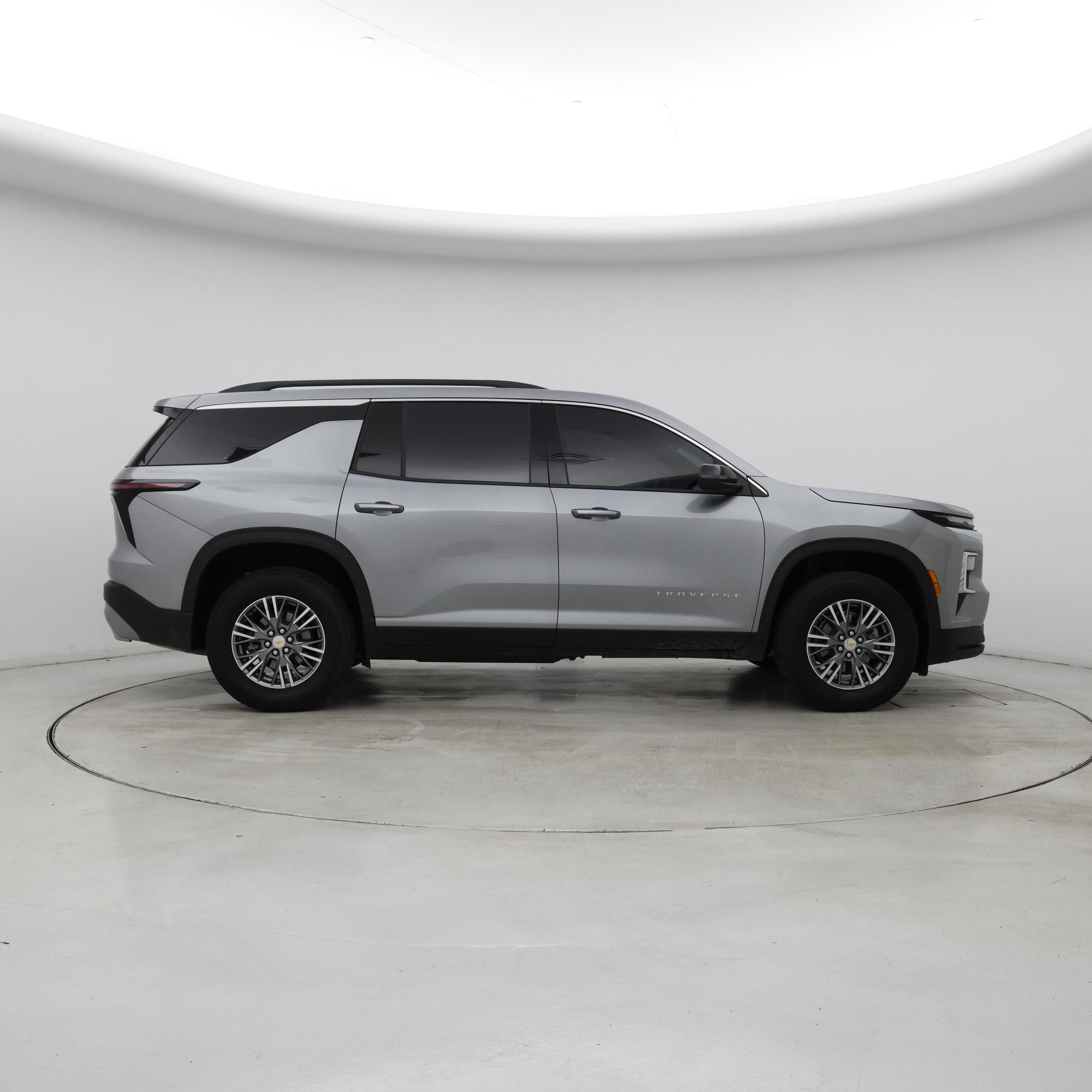 Thumbnail: 2025 Chevrolet Traverse - 7