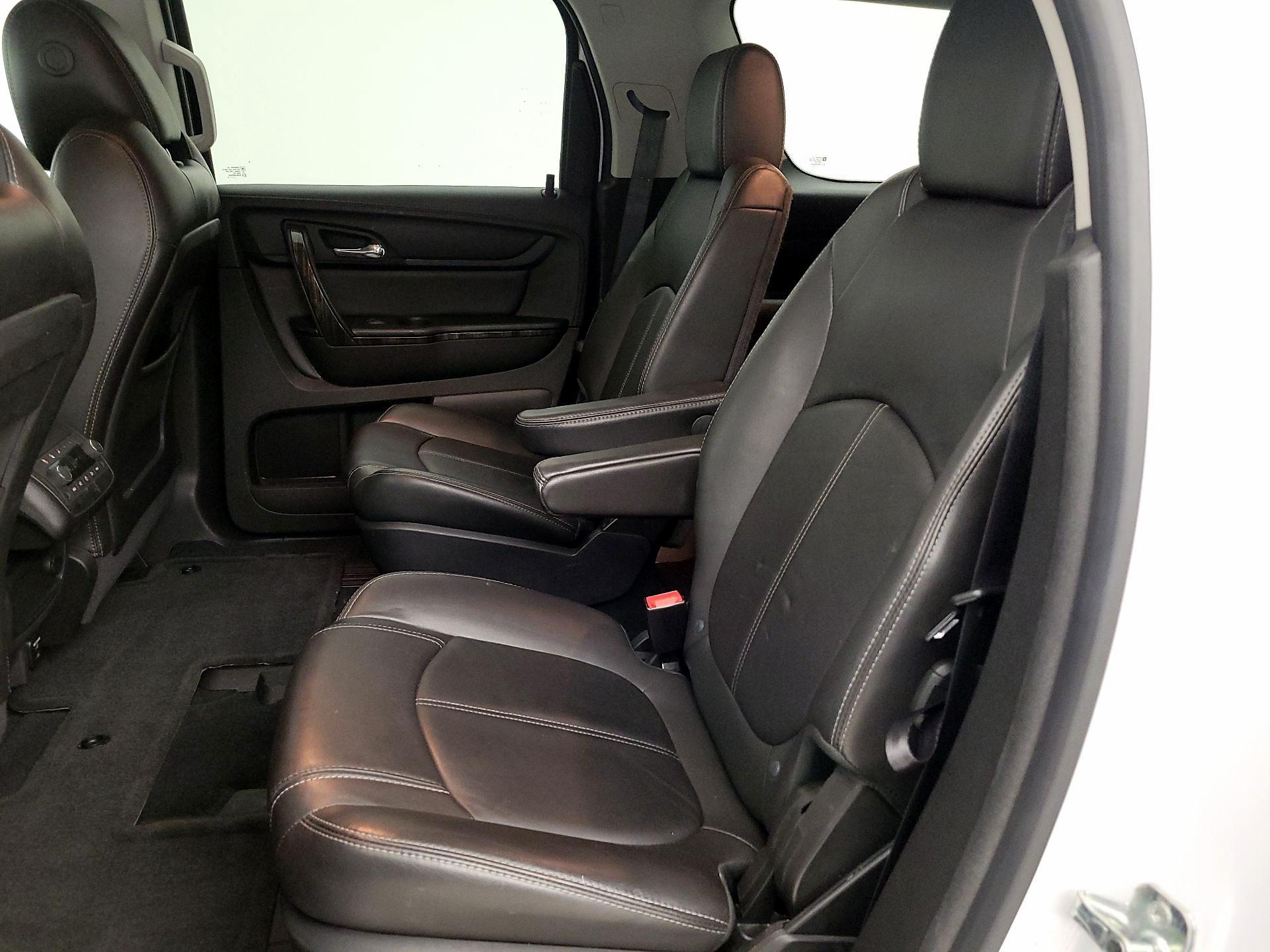 Thumbnail: 2016 GMC Acadia - 19