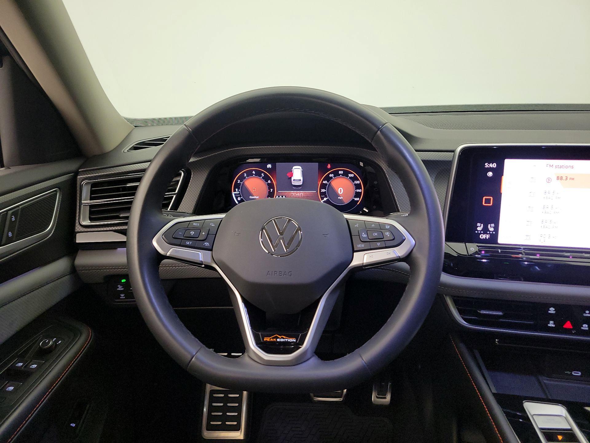 Thumbnail: 2024 Volkswagen Atlas - 10