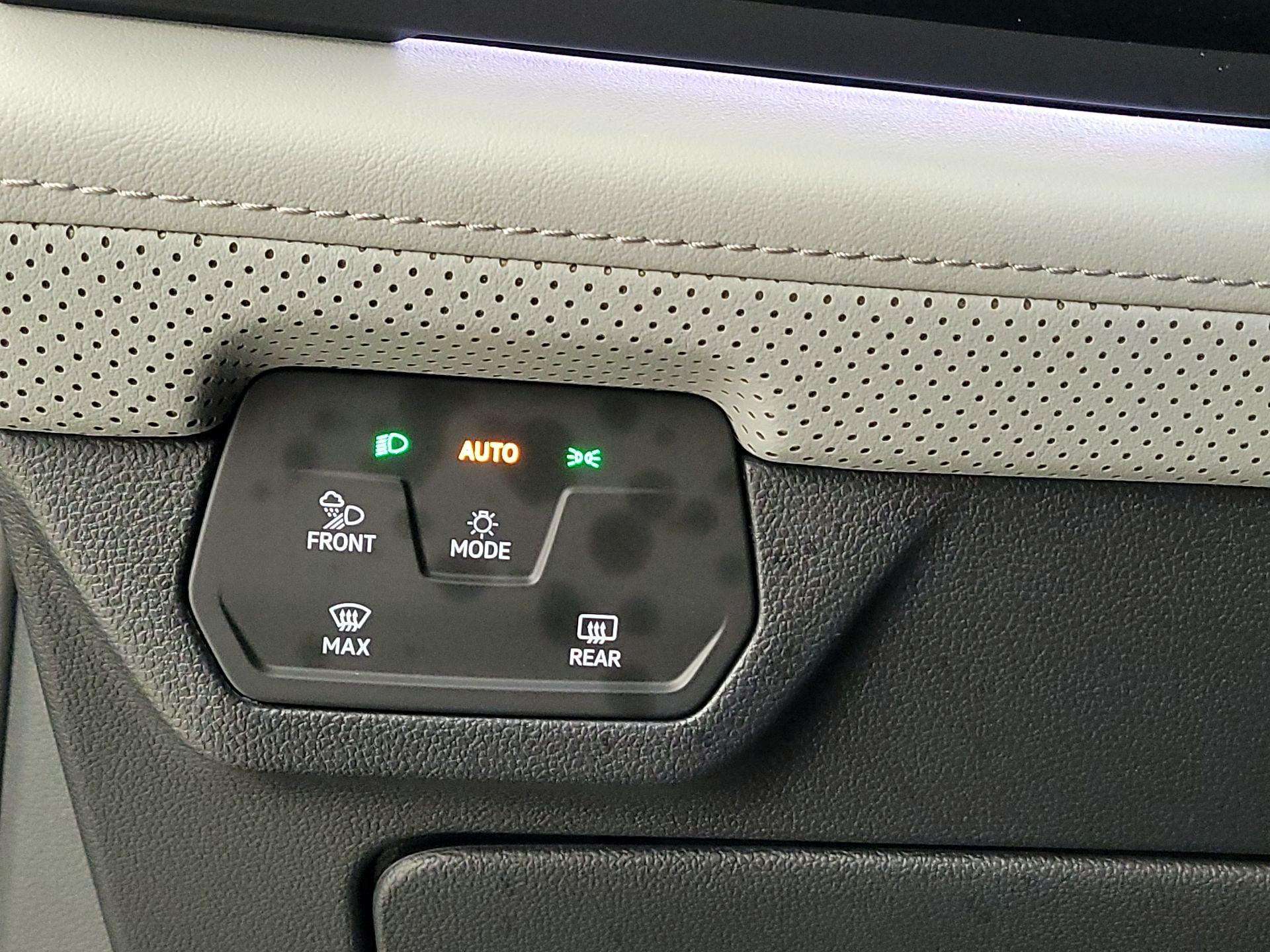 Thumbnail: 2024 Volkswagen Atlas - 13