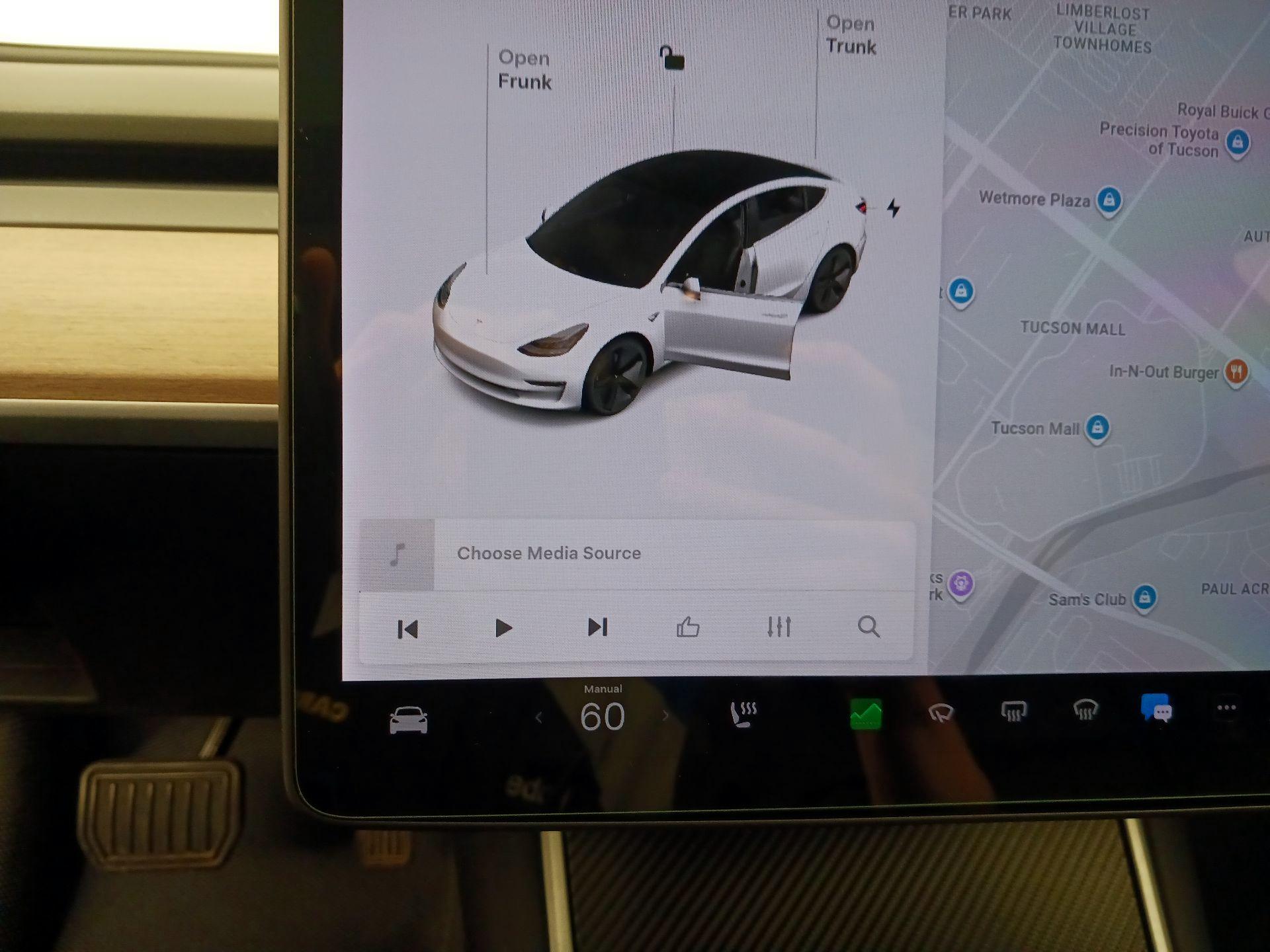 Thumbnail: 2019 Tesla Model 3 - 15