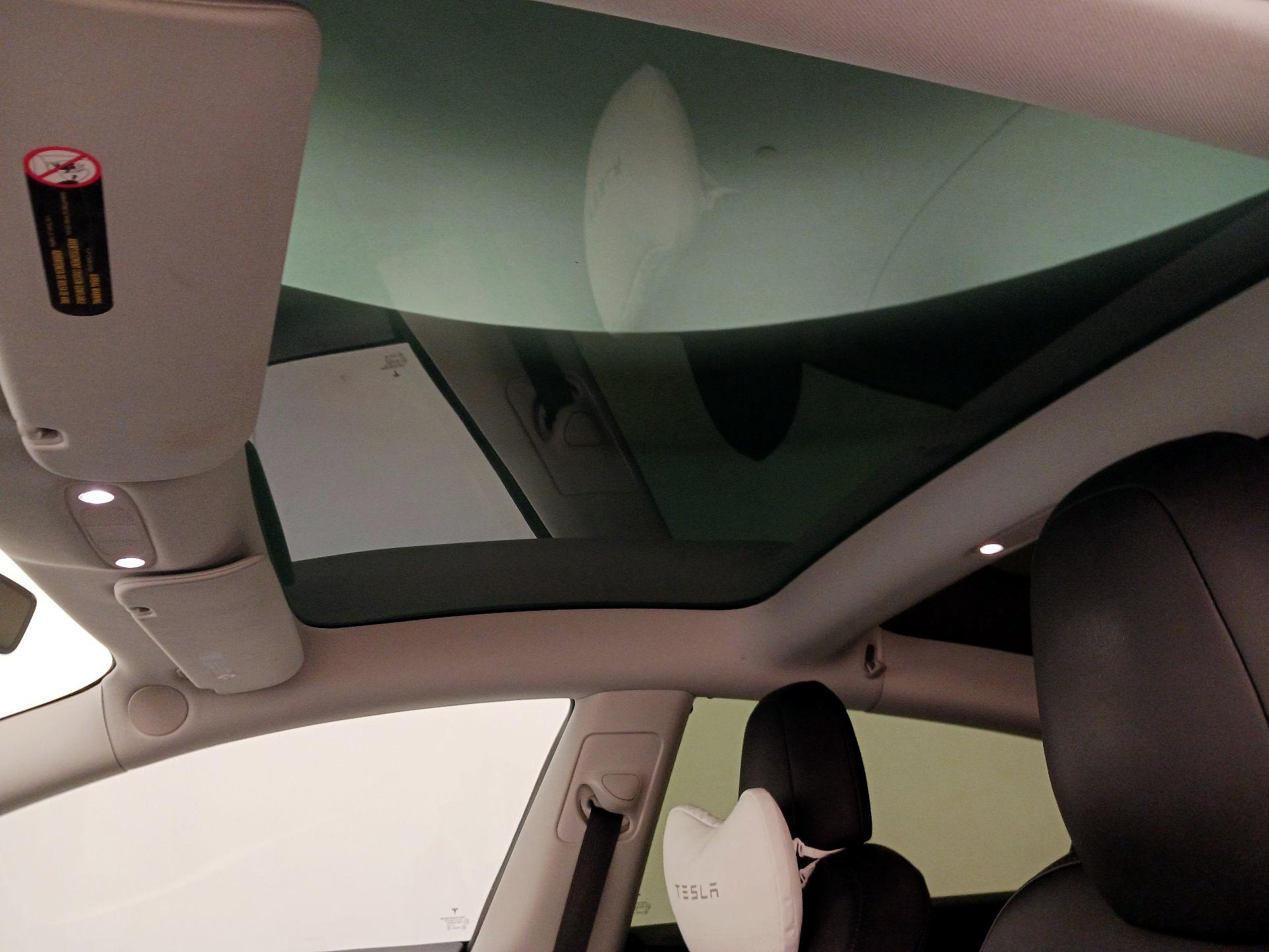 Thumbnail: 2019 Tesla Model 3 - 19