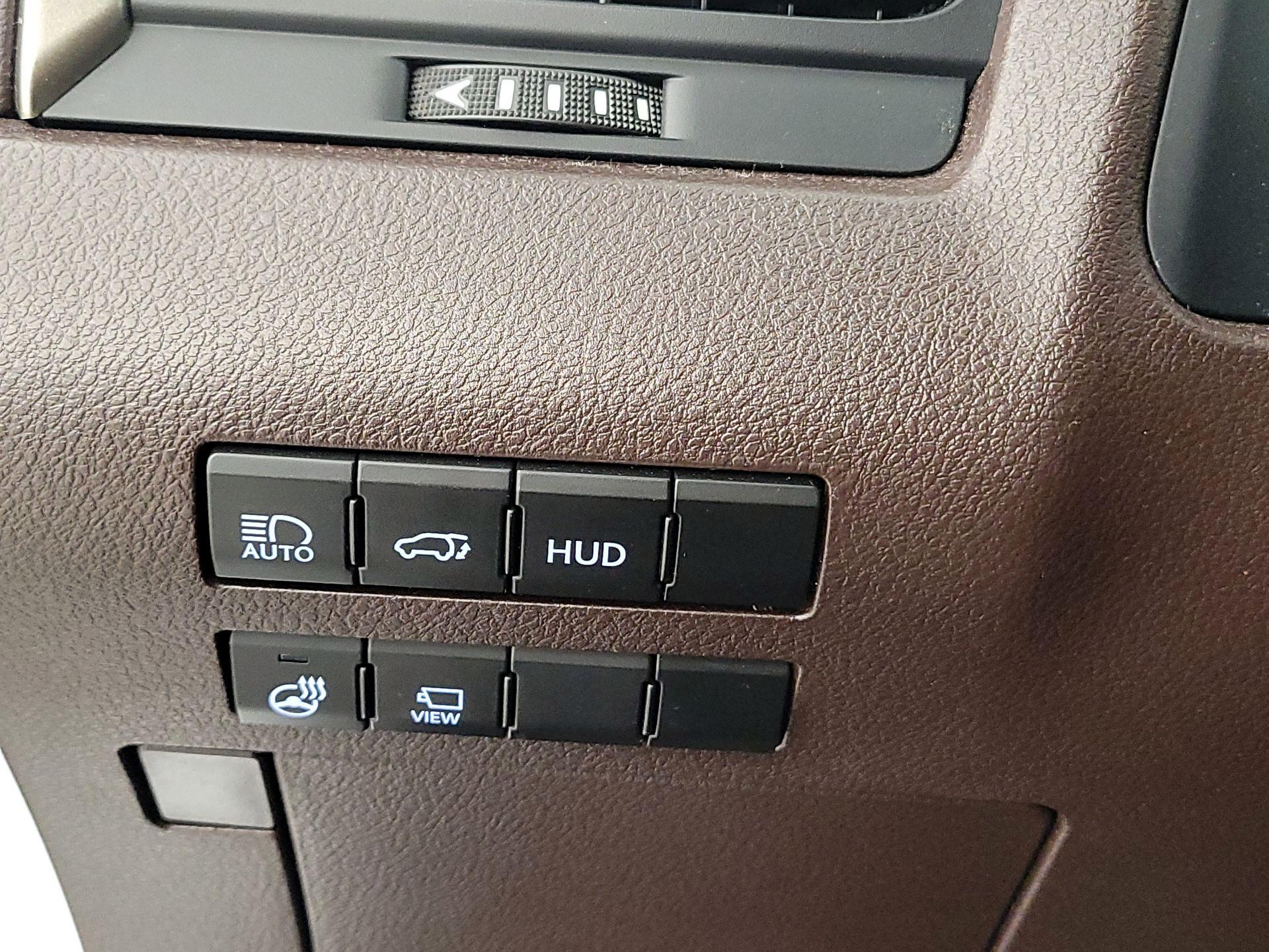 Thumbnail: 2017 Lexus RX - 13