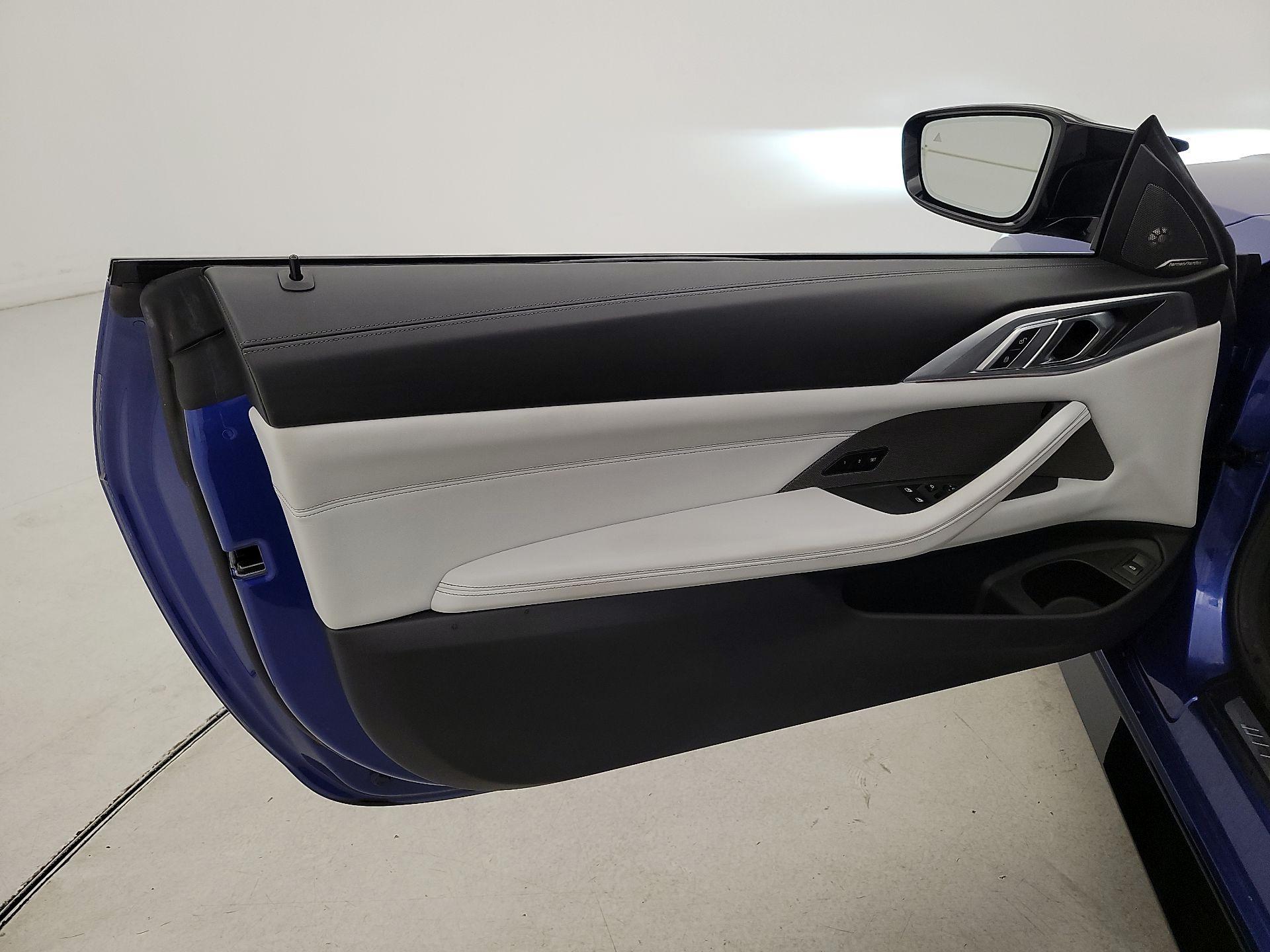 Thumbnail: 2023 BMW M4 - 12