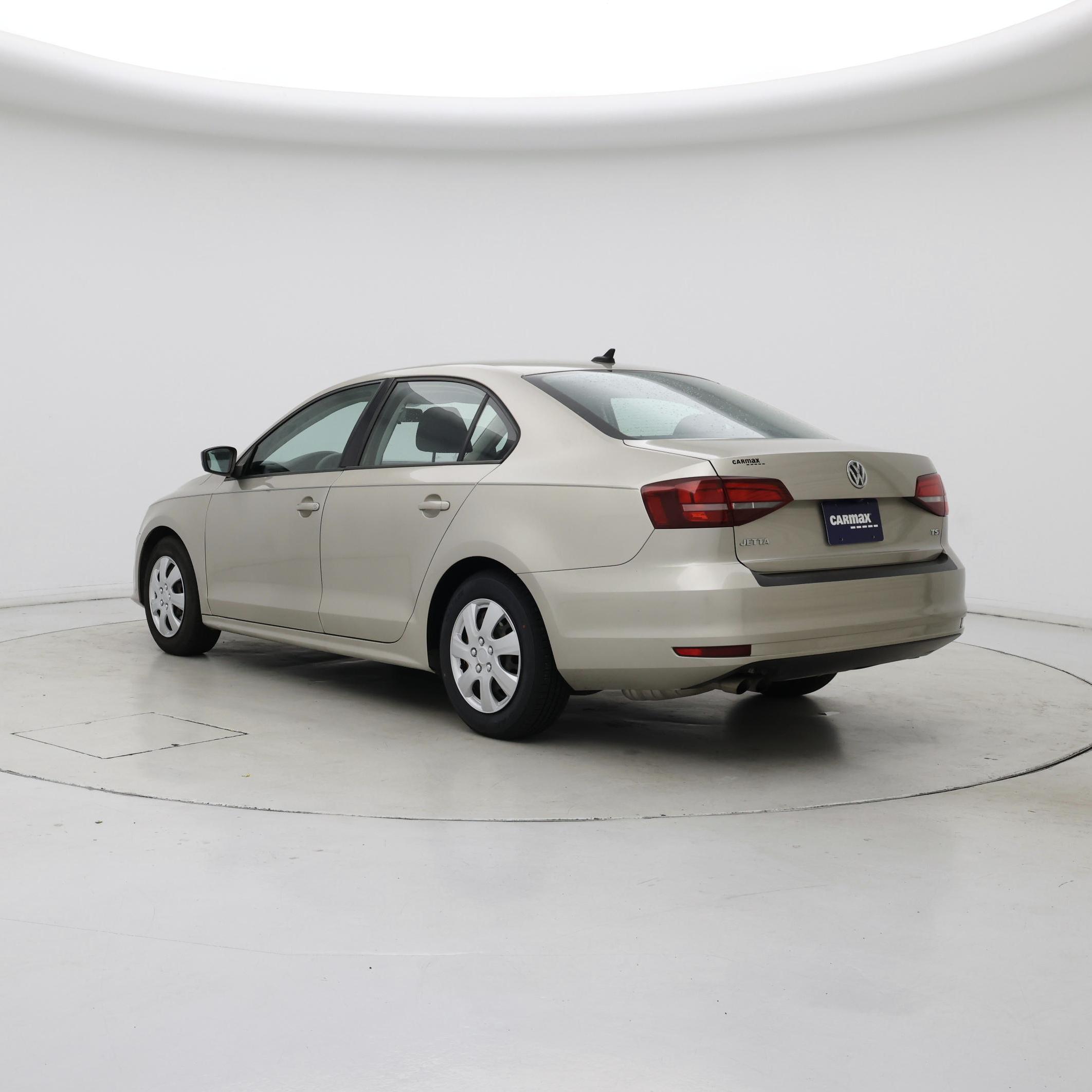 Thumbnail: 2016 Volkswagen Jetta - 2