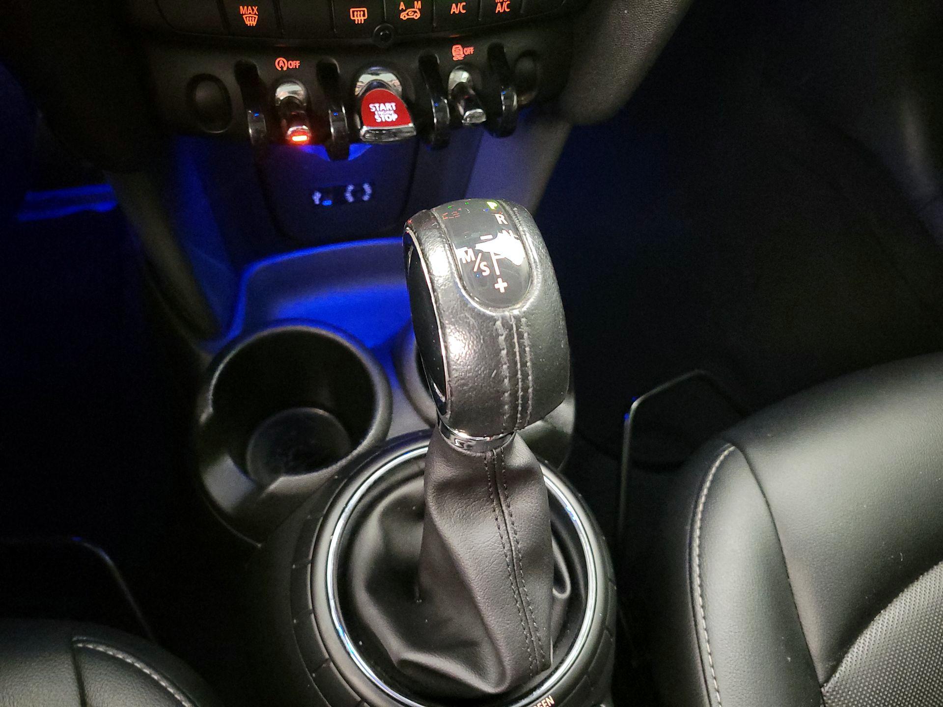 Thumbnail: 2016 MINI Cooper Hardtop - 16