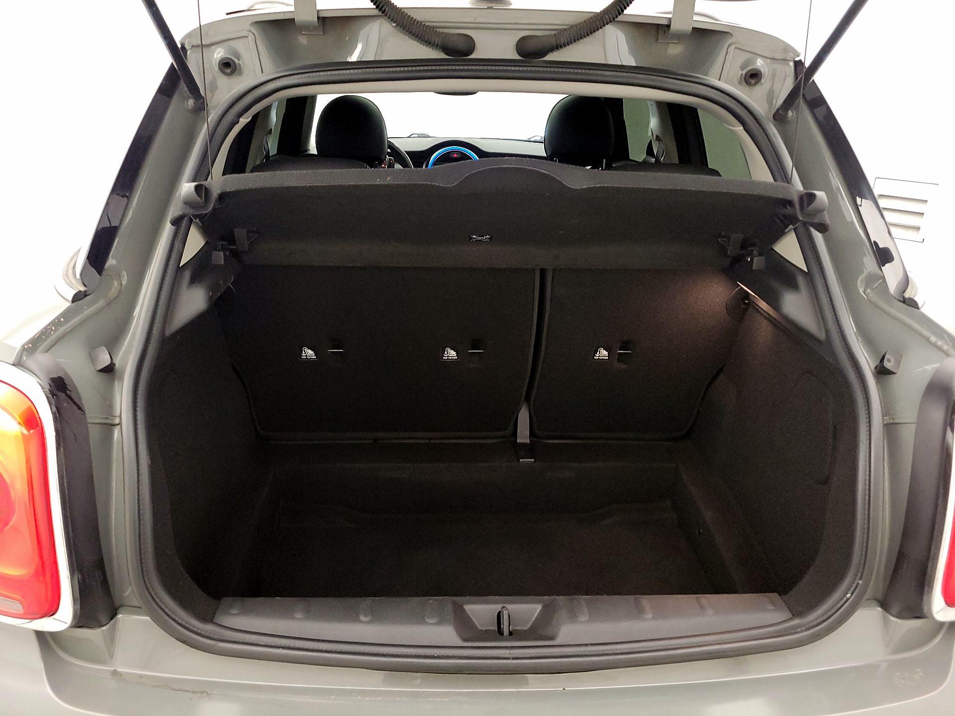 Thumbnail: 2016 MINI Cooper Hardtop - 20