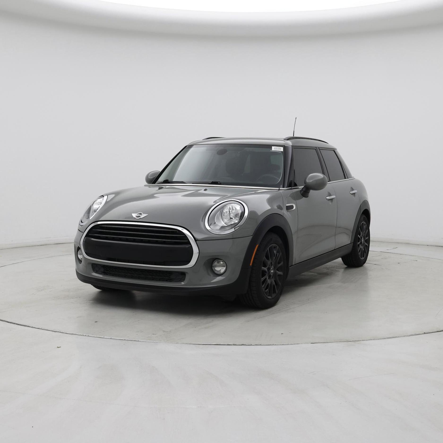 Thumbnail: 2016 MINI Cooper Hardtop - 4