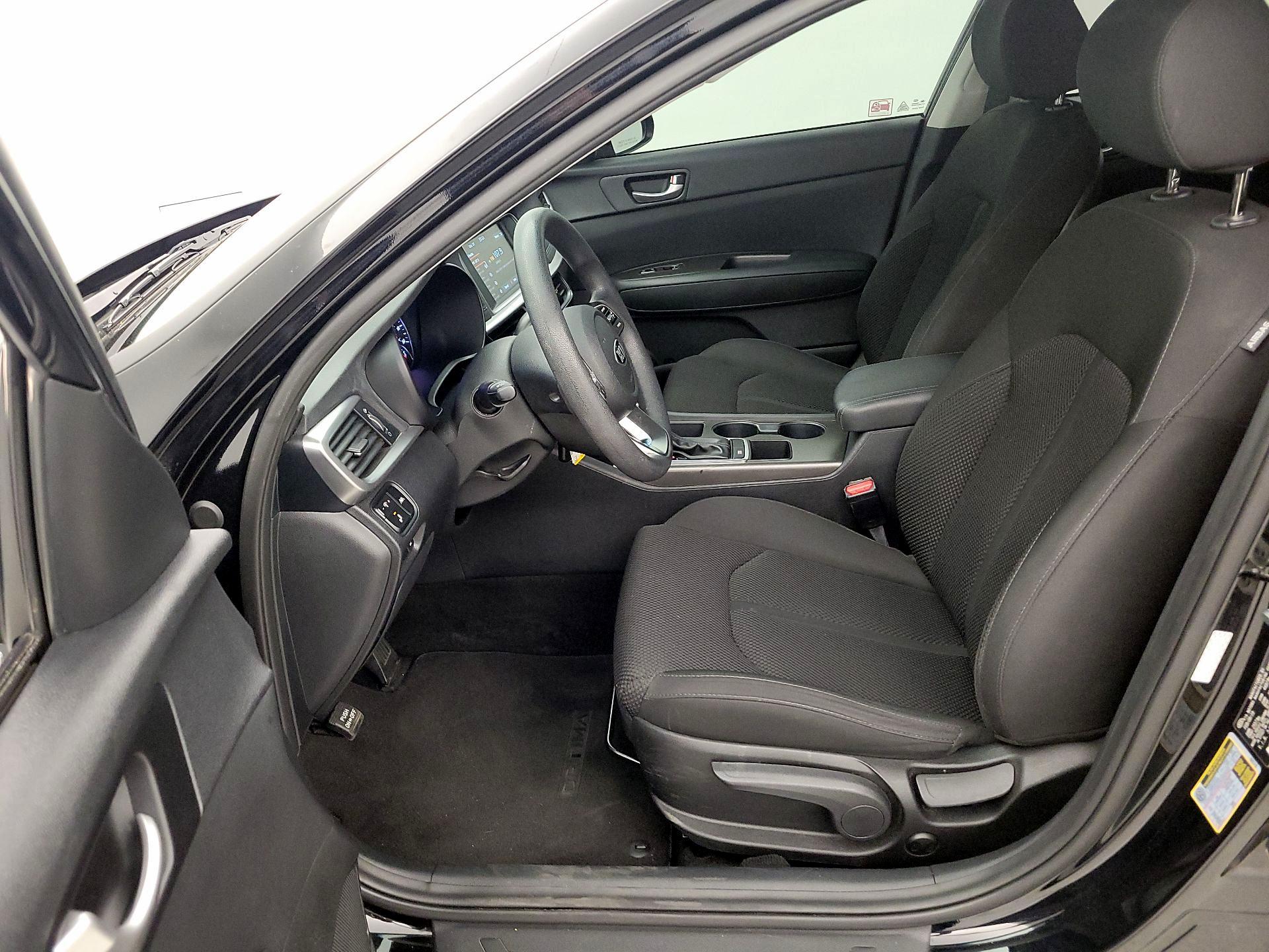 Thumbnail: 2019 Kia Optima - 11