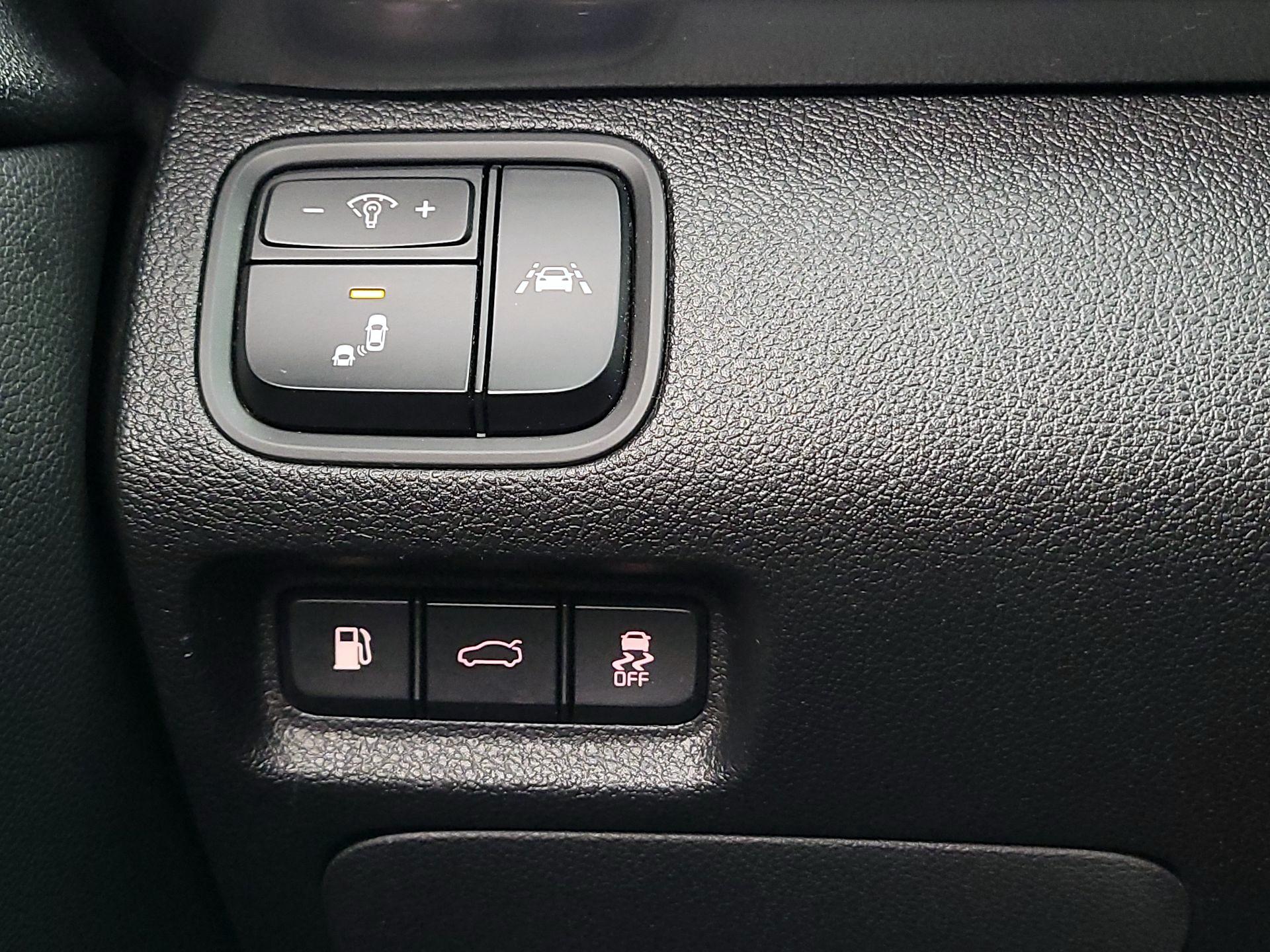 Thumbnail: 2019 Kia Optima - 13