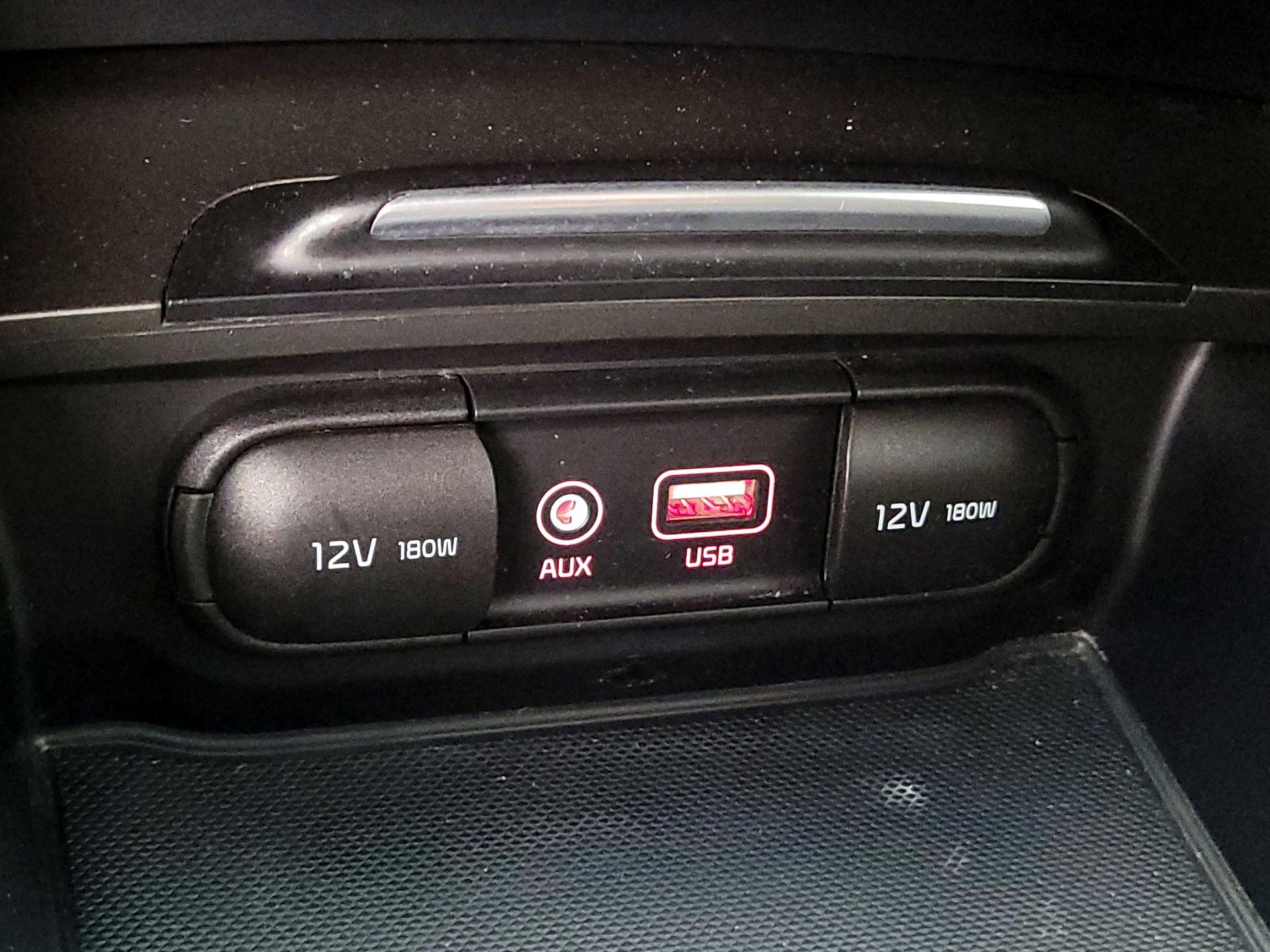 Thumbnail: 2019 Kia Optima - 18