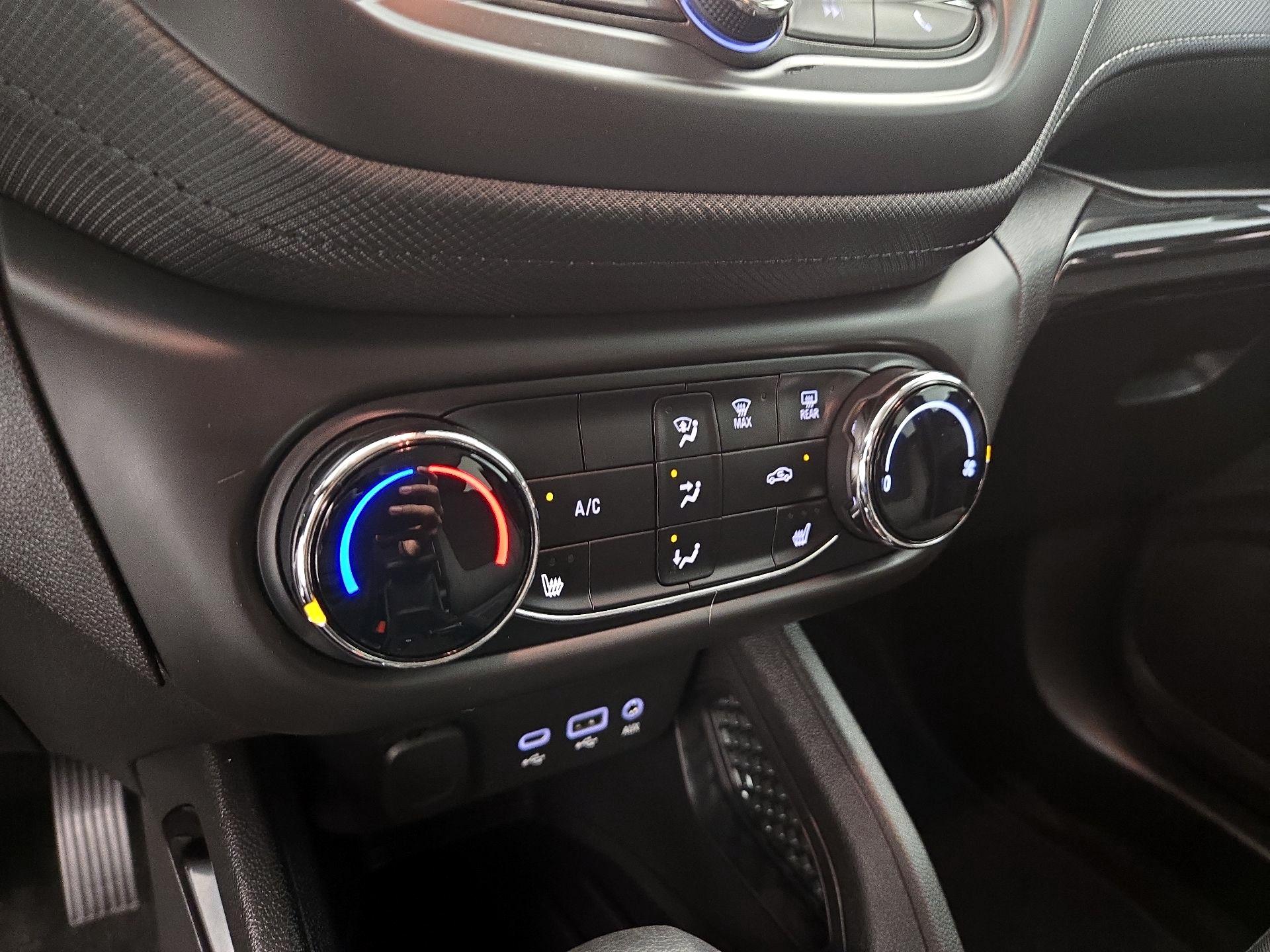 Thumbnail: 2023 Chevrolet TrailBlazer - 16