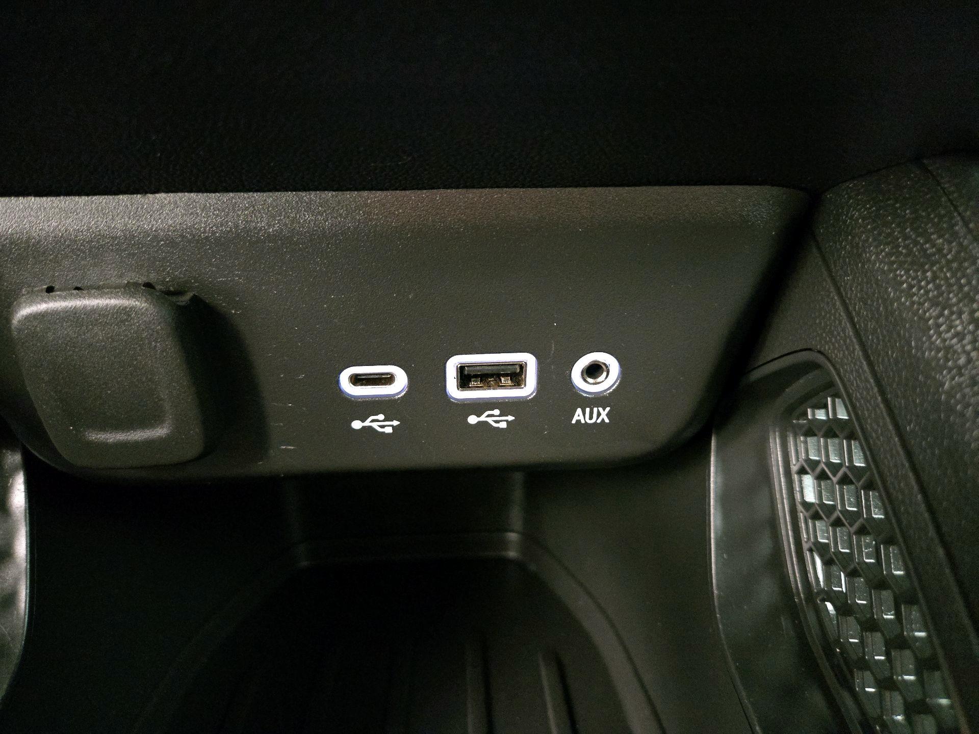 Thumbnail: 2023 Chevrolet TrailBlazer - 18